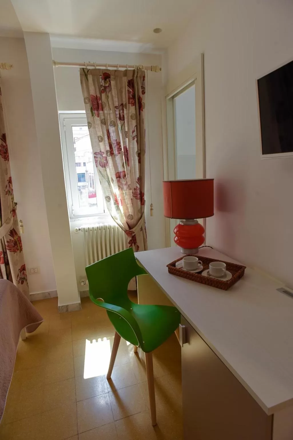 TV and multimedia in Rooms 19 B&B