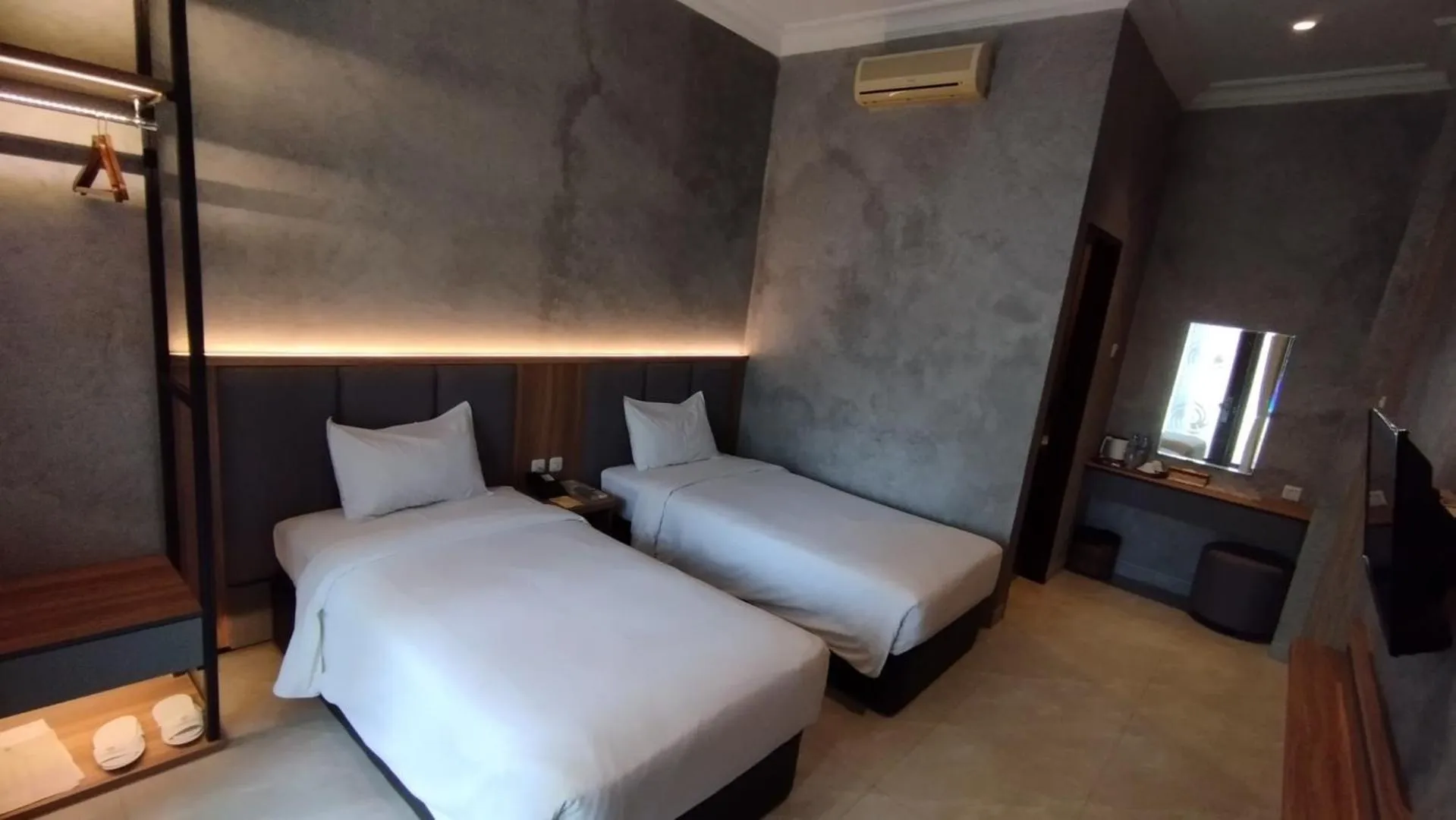 Bedroom in The Grand Palace Hotel Malang