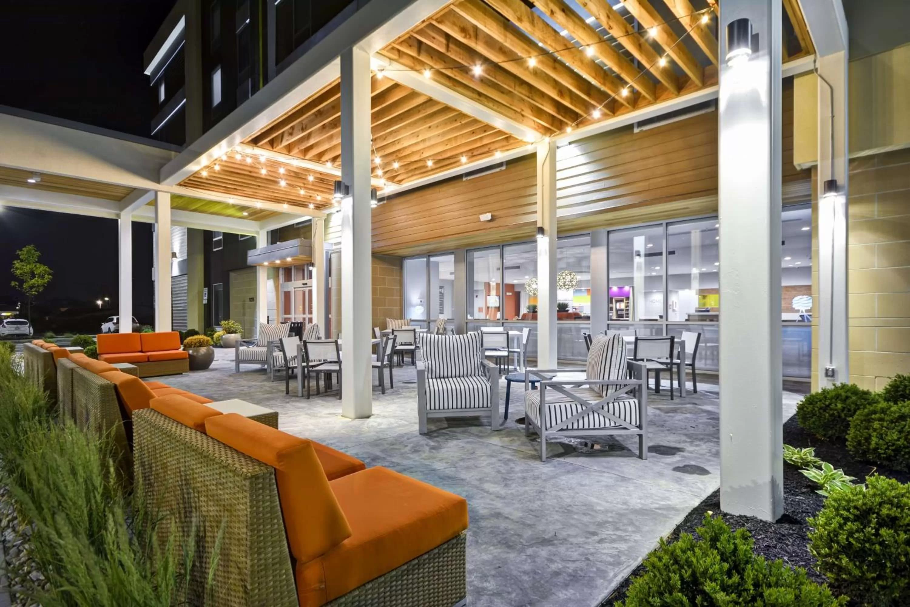 Patio in Home2 Suites By Hilton Blue Ash Cincinnati