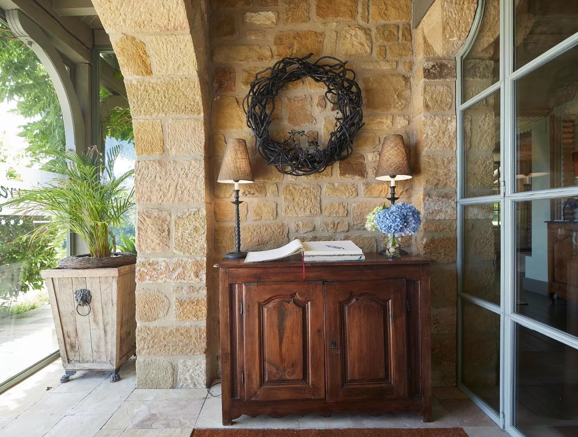 Lobby or reception in Hotel Iturregi