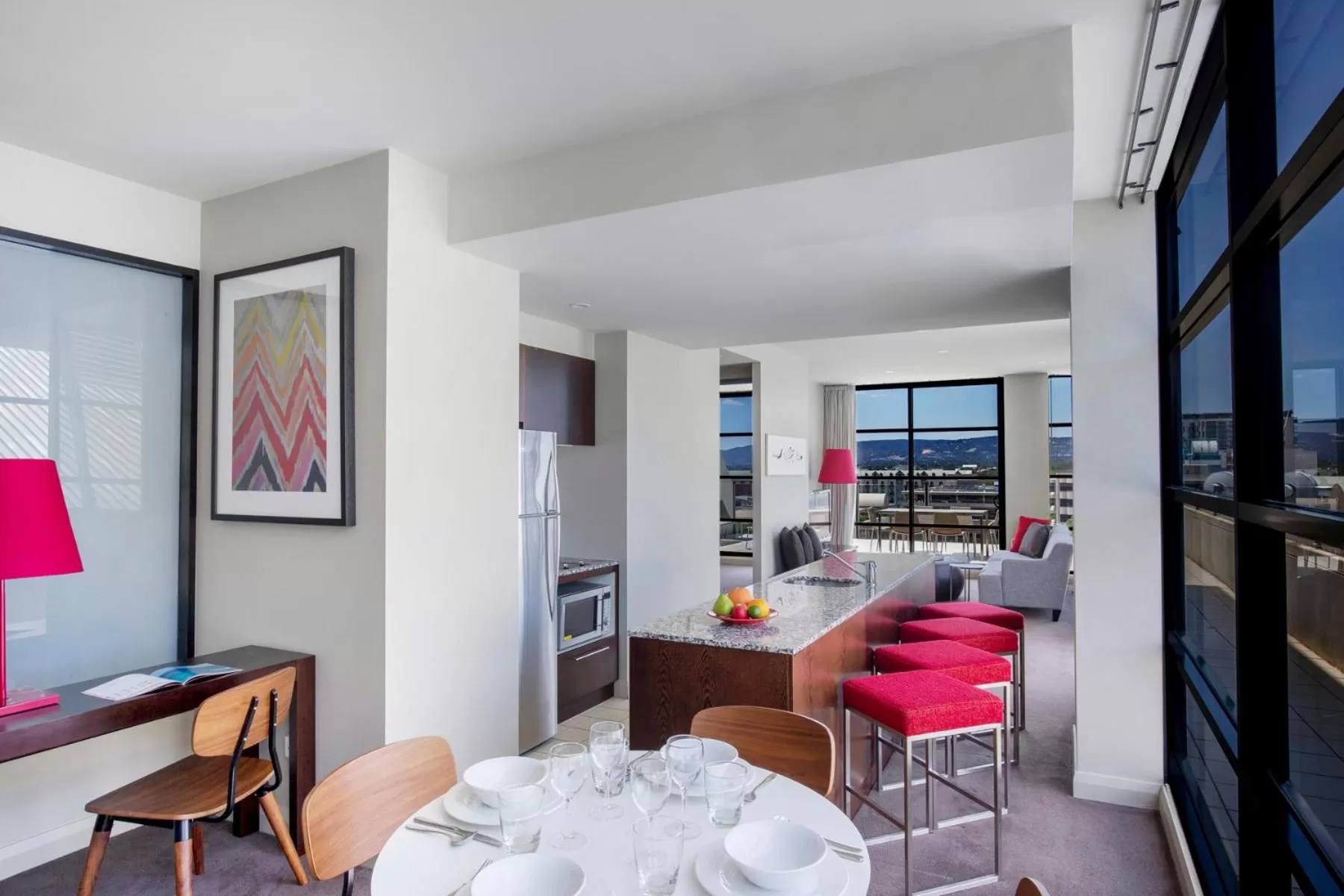 Dining area in Mantra Hindmarsh Square