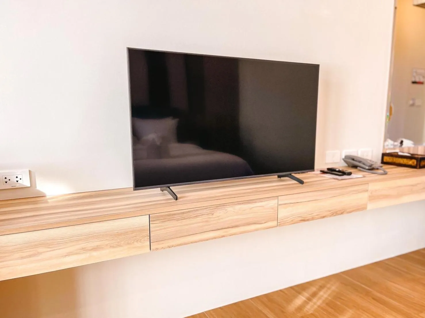 TV and multimedia in Sukruethai Hotel Chiang Mai - โรงแรมสุขฤทัย เชียงใหม่