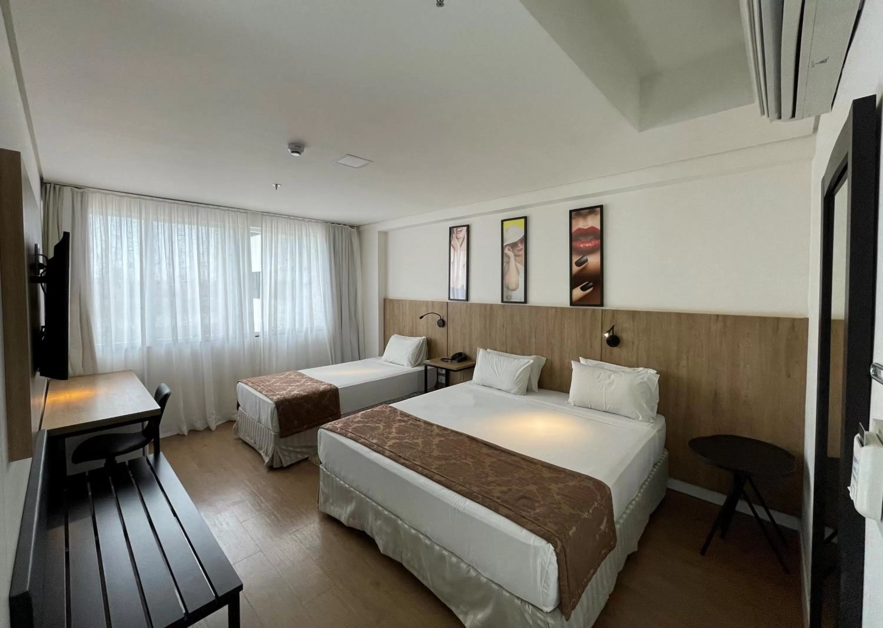 Bed in Transamerica Executive Maringá