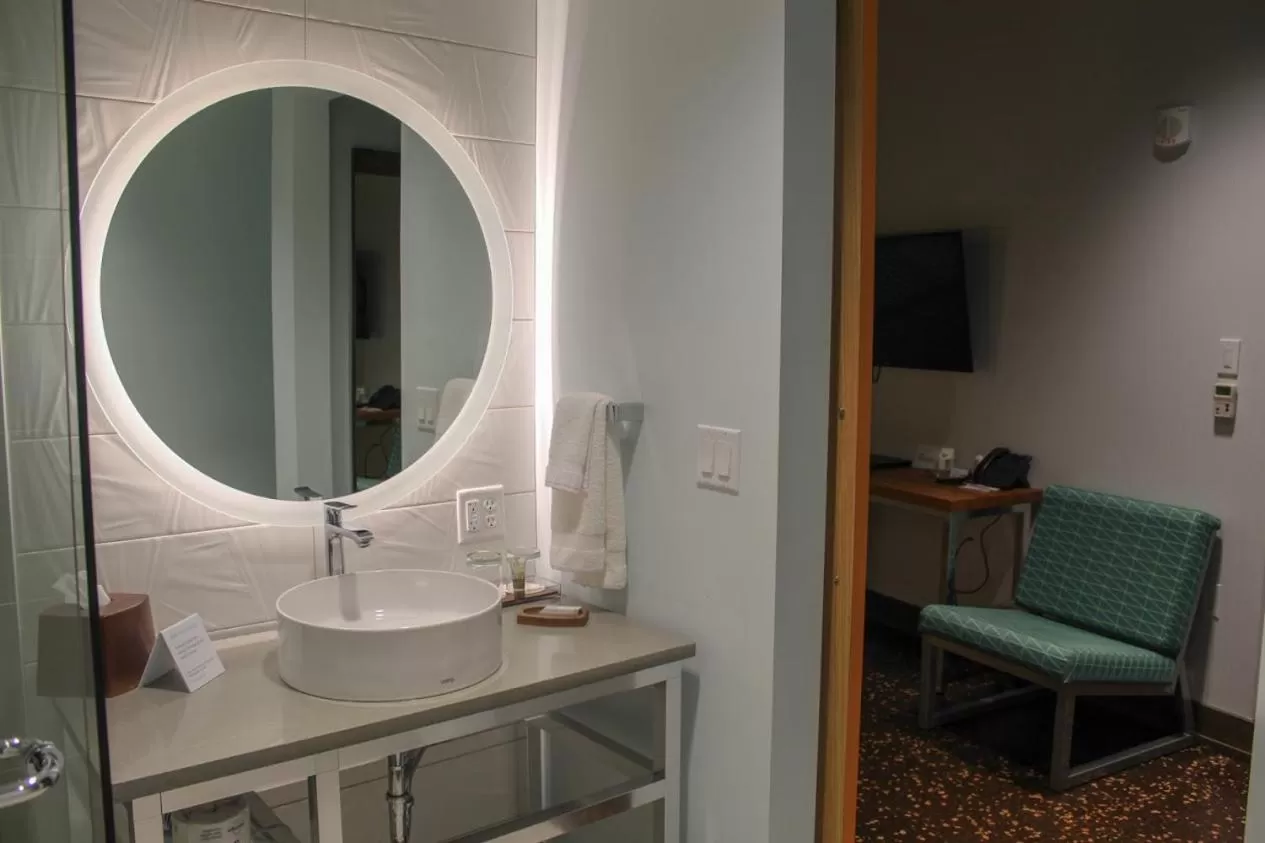 Bathroom in CityFlatsHotel - Grand Rapids, an Ascend Collection Hotel