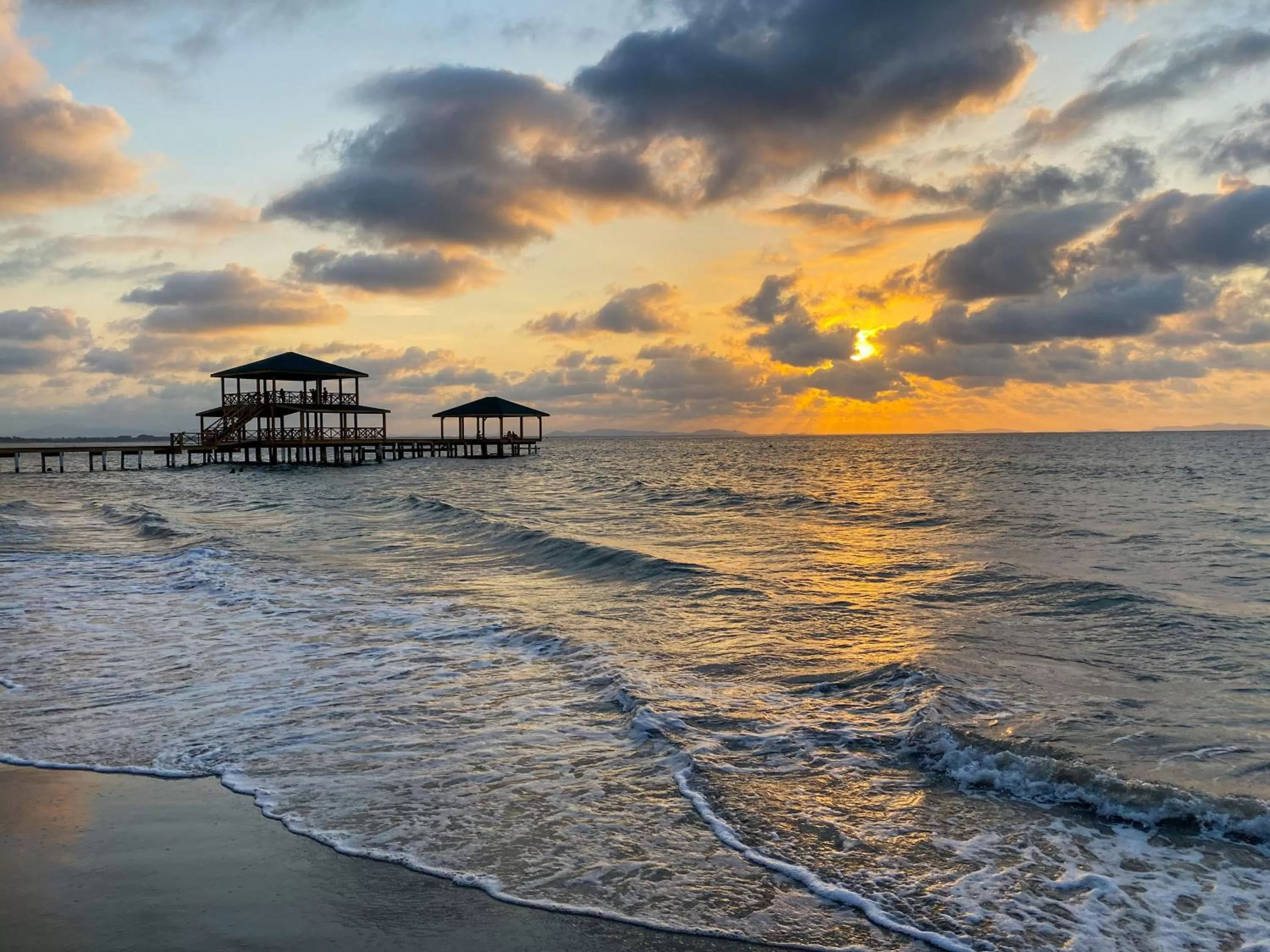 Beach in La Ensenada Beach Resort