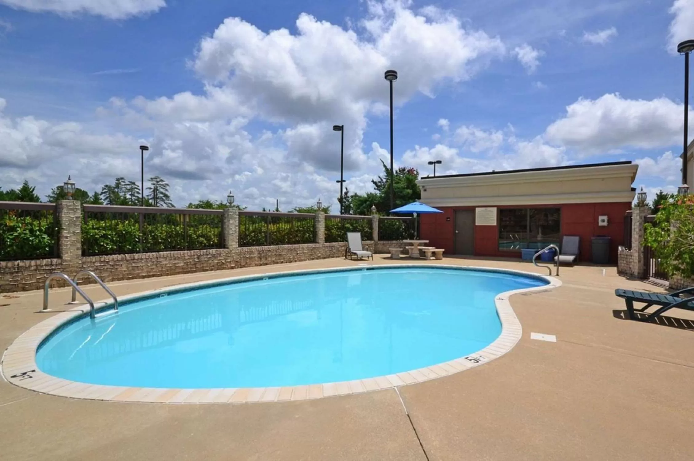 Pool view in Hampton Inn South Hill