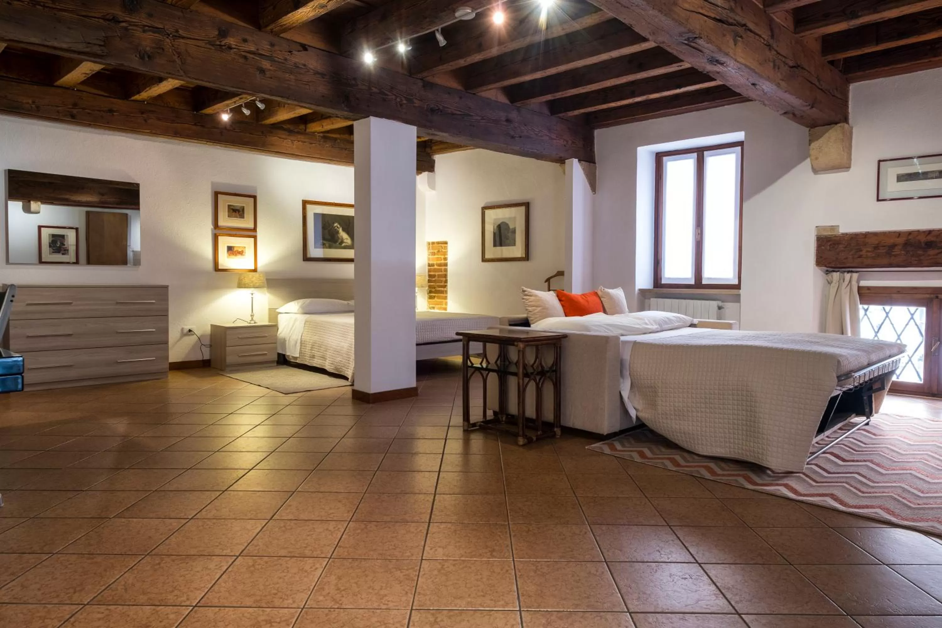 Property building, Bed in Diaz 18