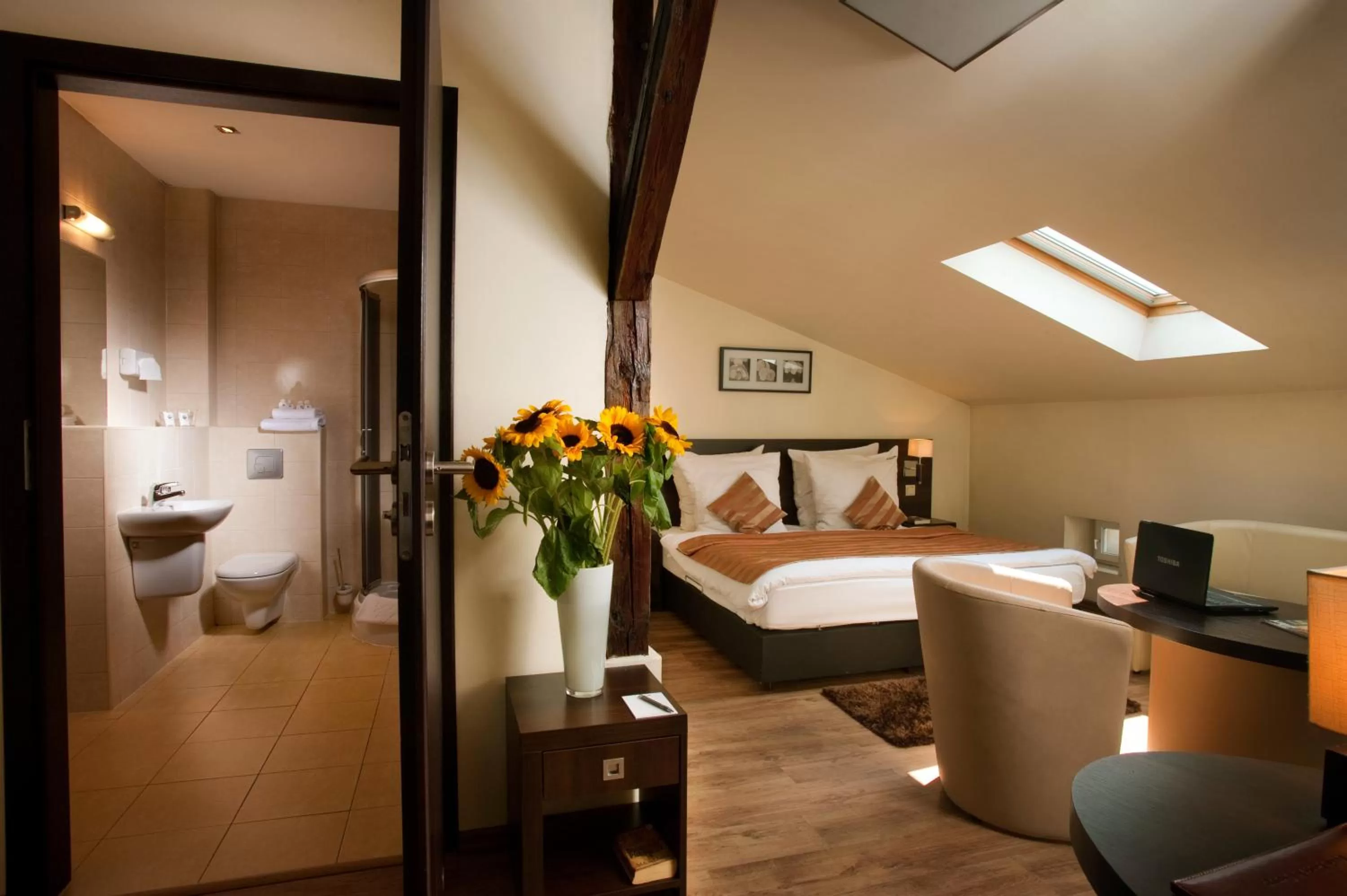 Bed in Spatz Aparthotel