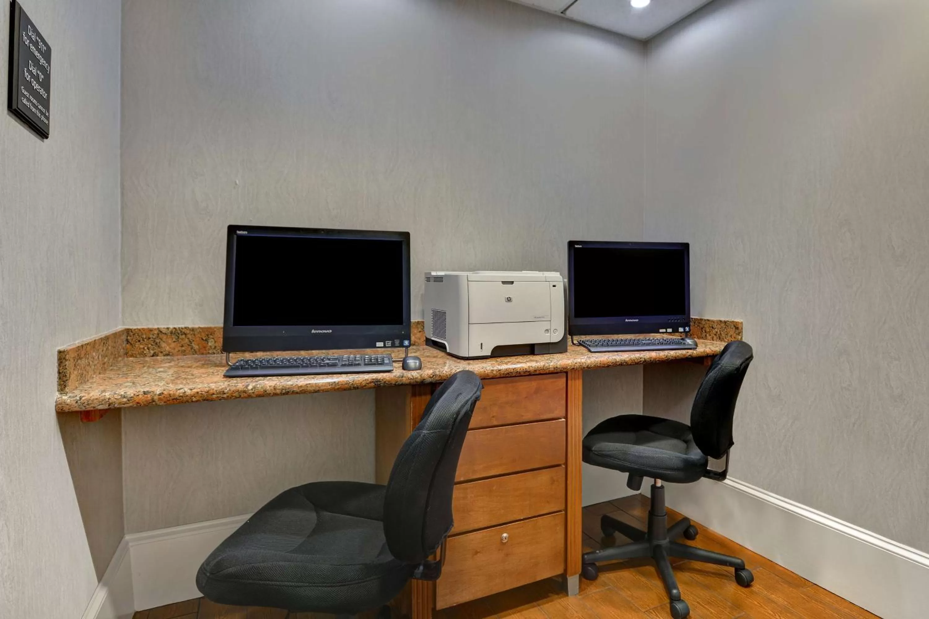 Business facilities in Hampton Inn & Suites Birmingham-Hoover-Galleria