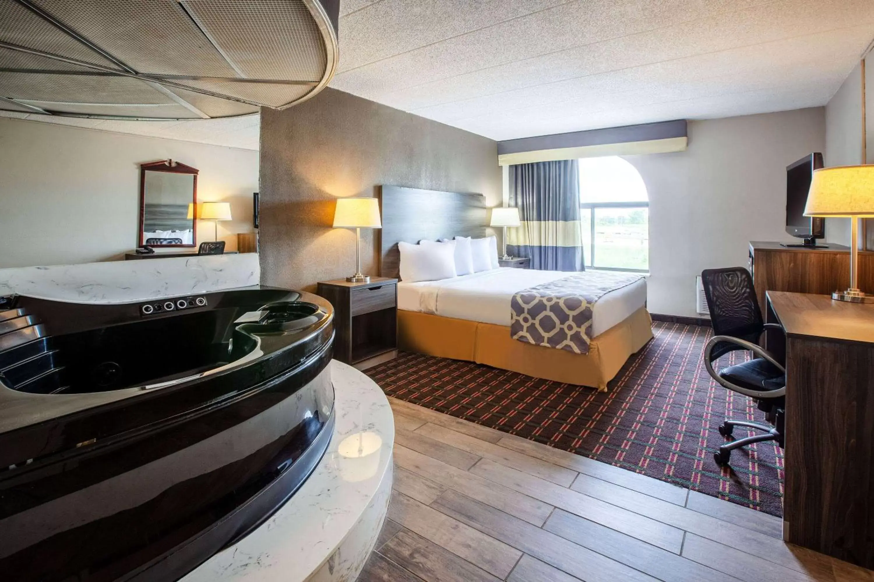 King Studio Suite - Non-Smoking in Baymont by Wyndham Northwood King Studio Suite - Non-Smoking in Baymont by Wyndham Northwood