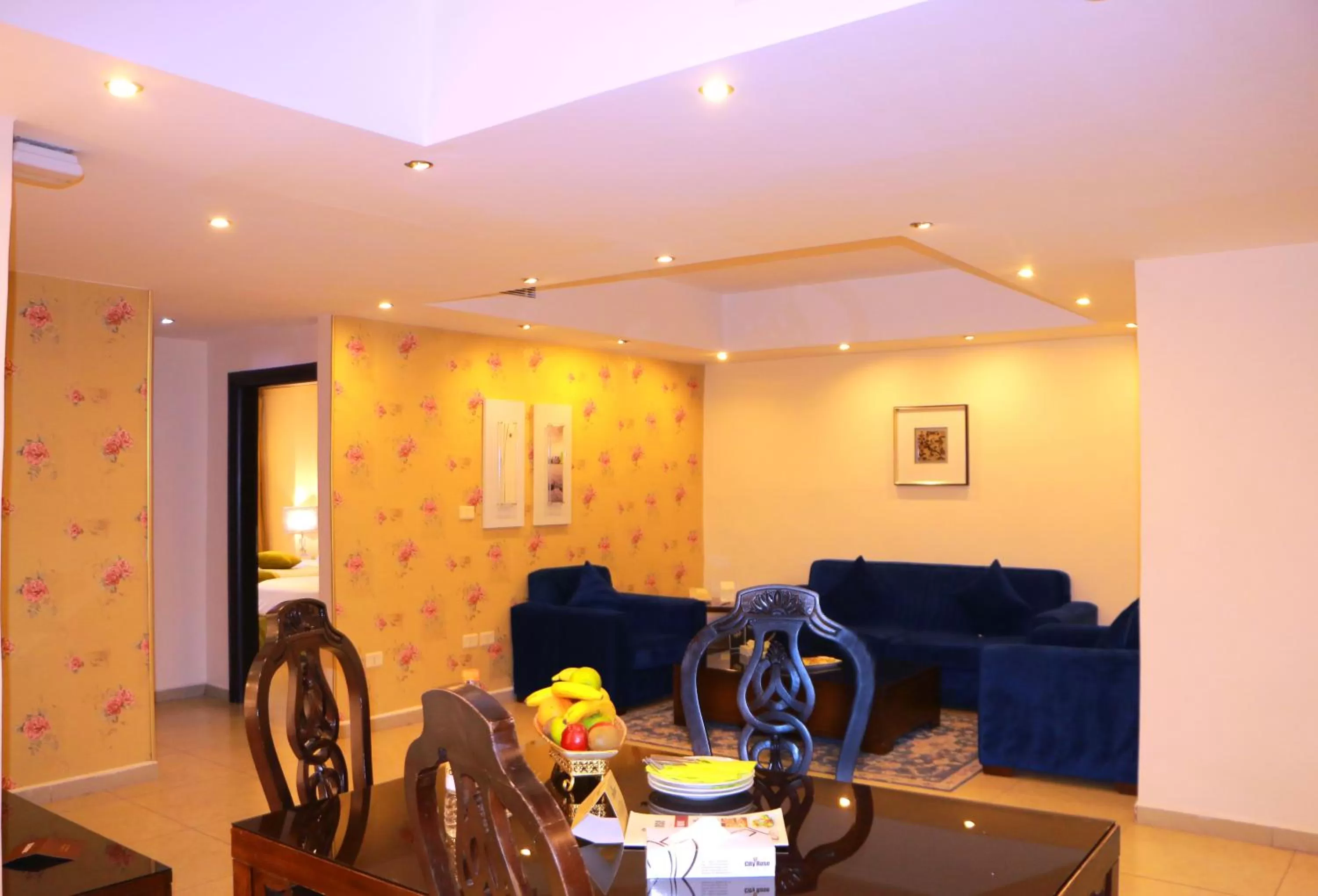 City Rose Hotel Suites