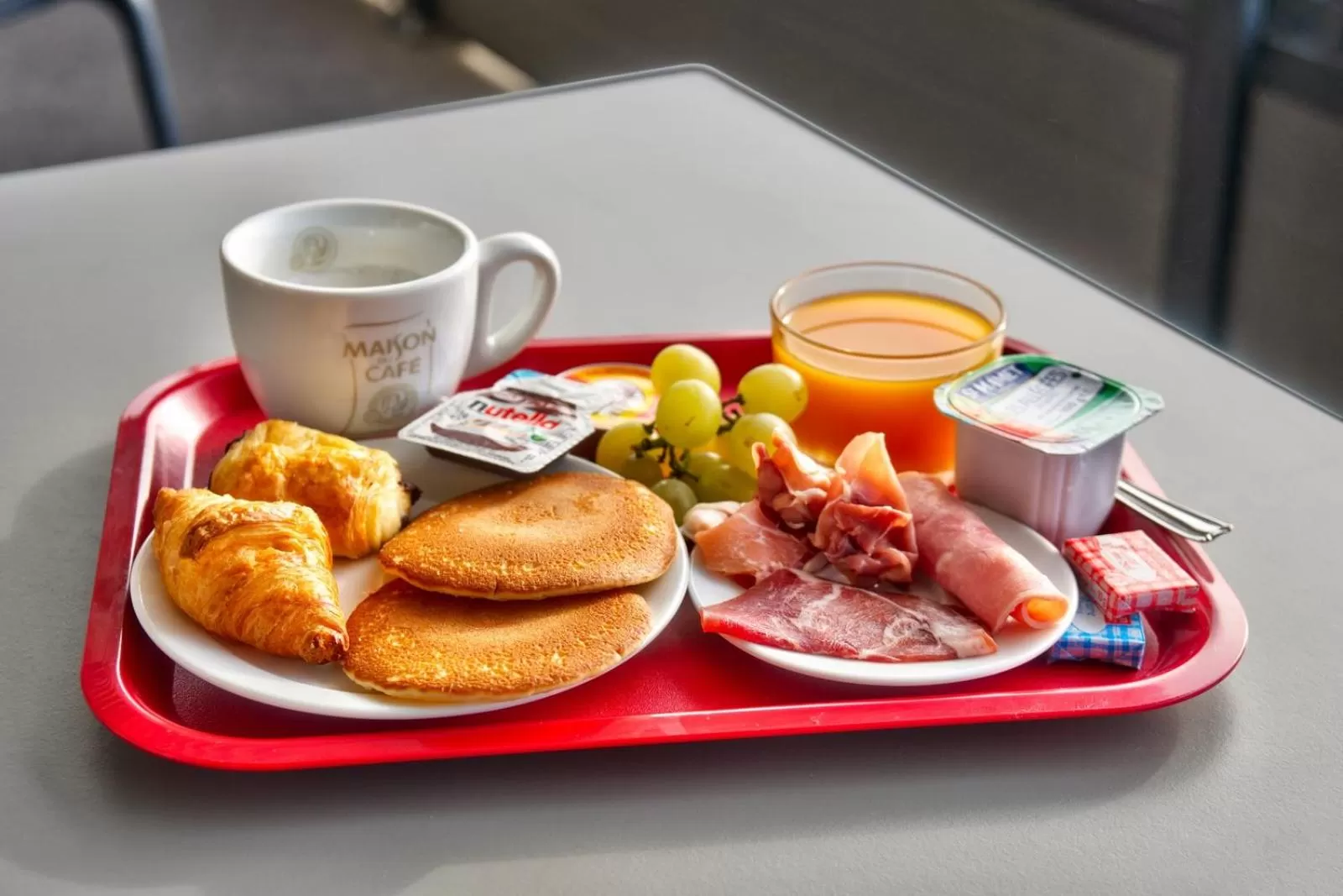 Breakfast in Adonis Hotel Bayonne