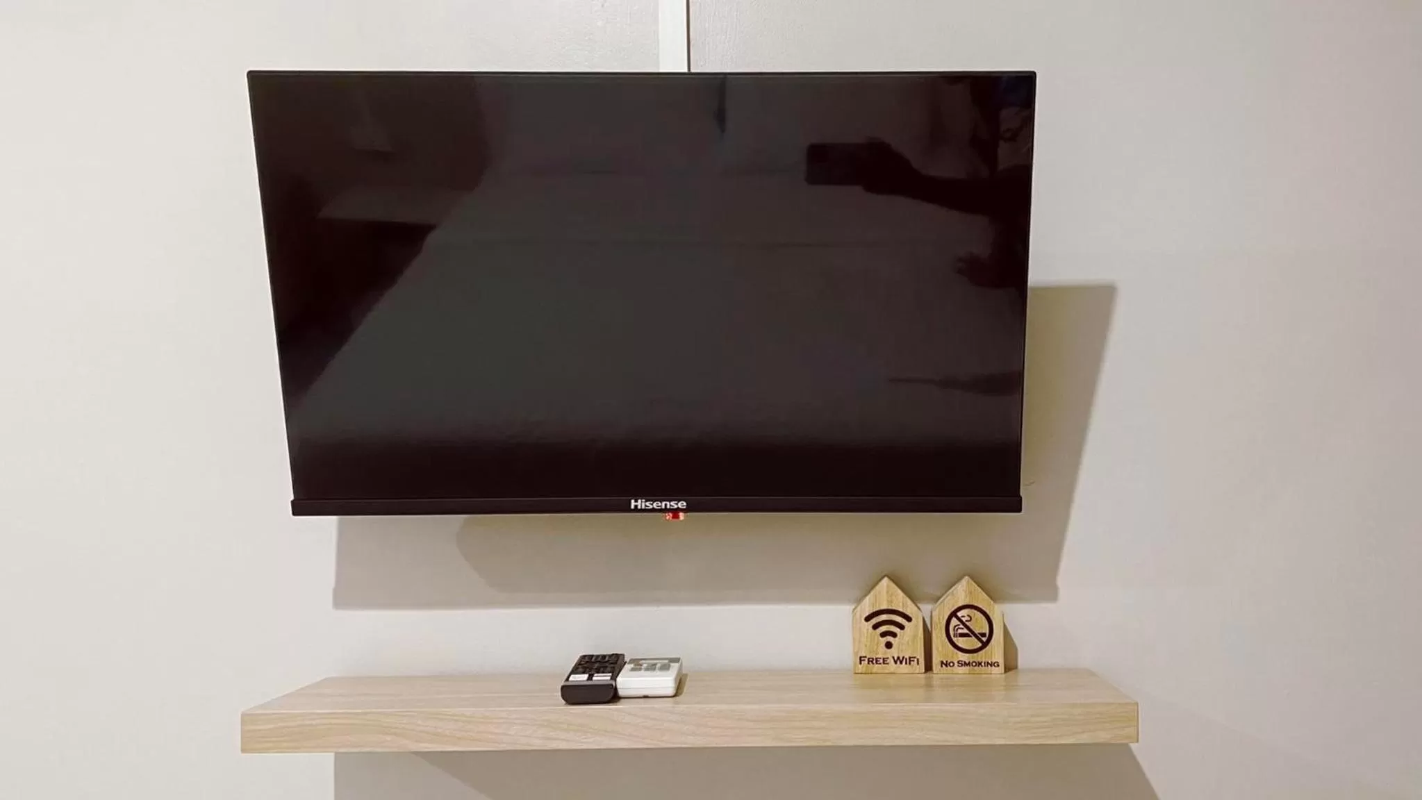 TV and multimedia, TV/Entertainment Center in Juni House Chumphon