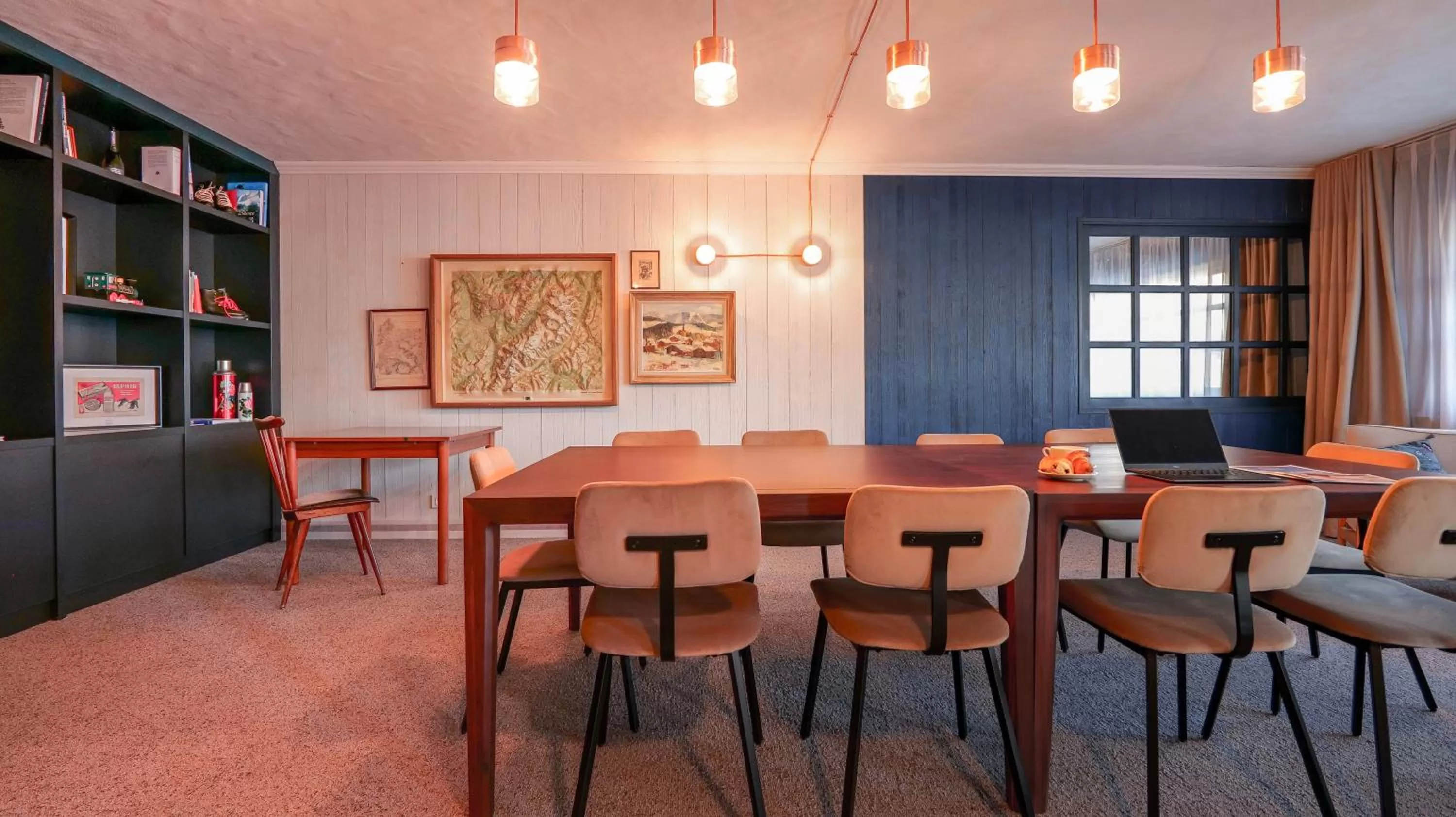 Meeting/conference room in Hôtel des 2 Gares