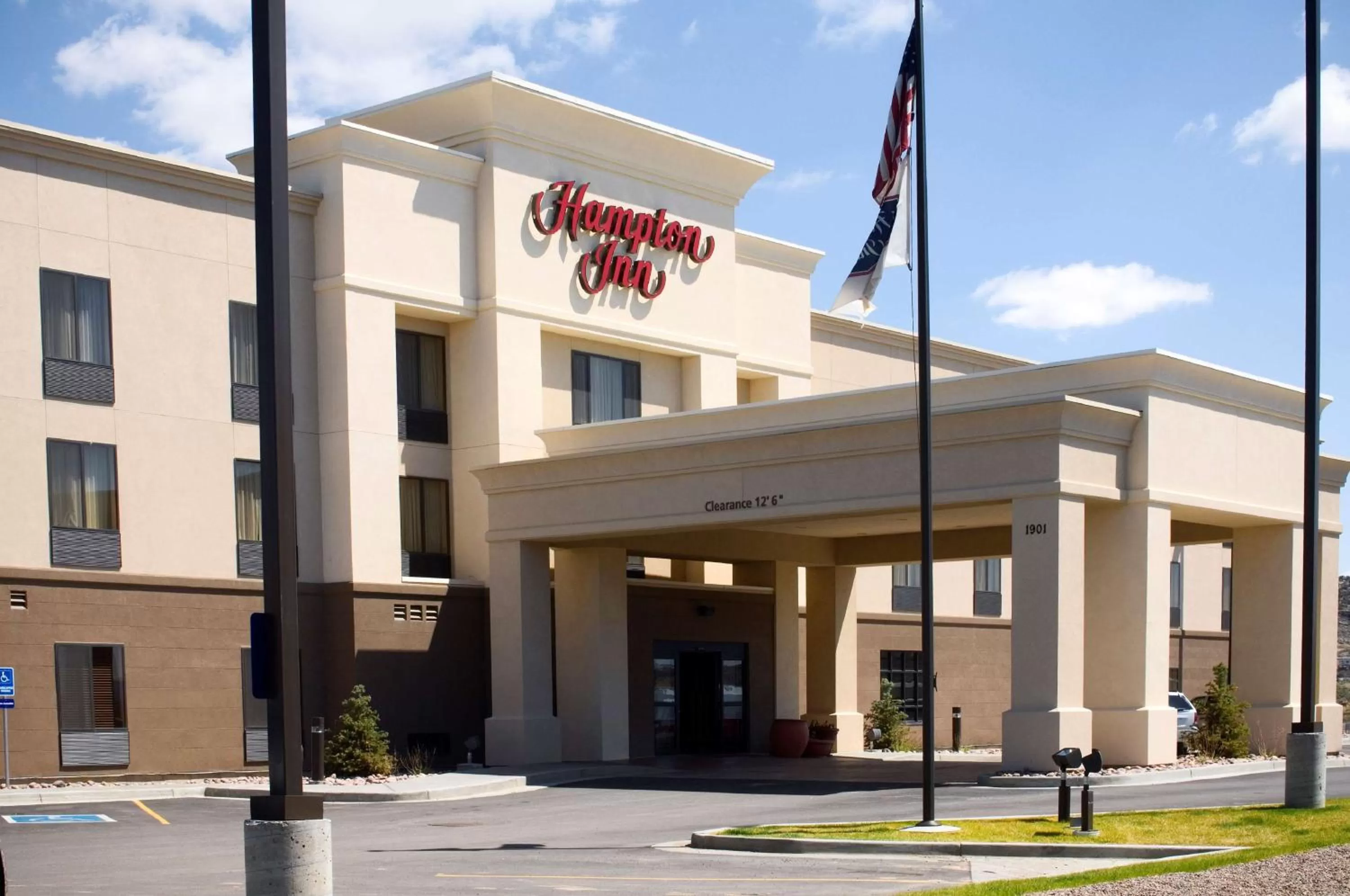 Property building in Hampton Inn Rock Springs
