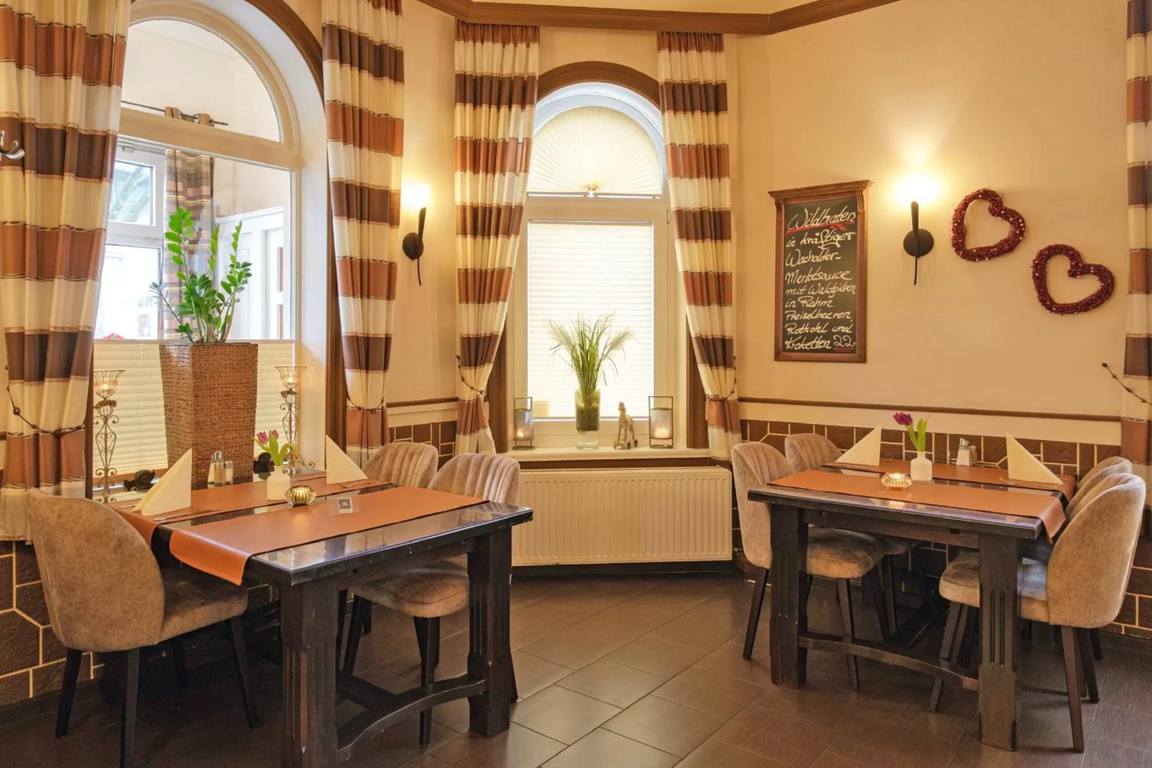 Restaurant/places to eat in Hotel-Restaurant Holsteiner Hof