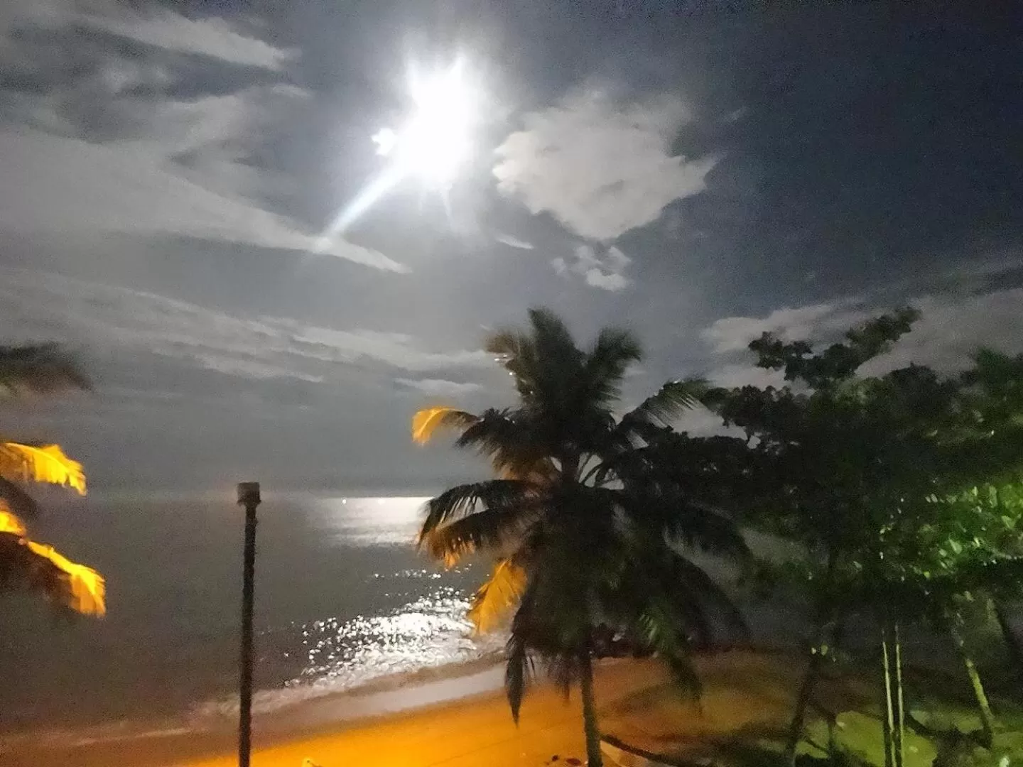 Night in Amssler Beach Stay