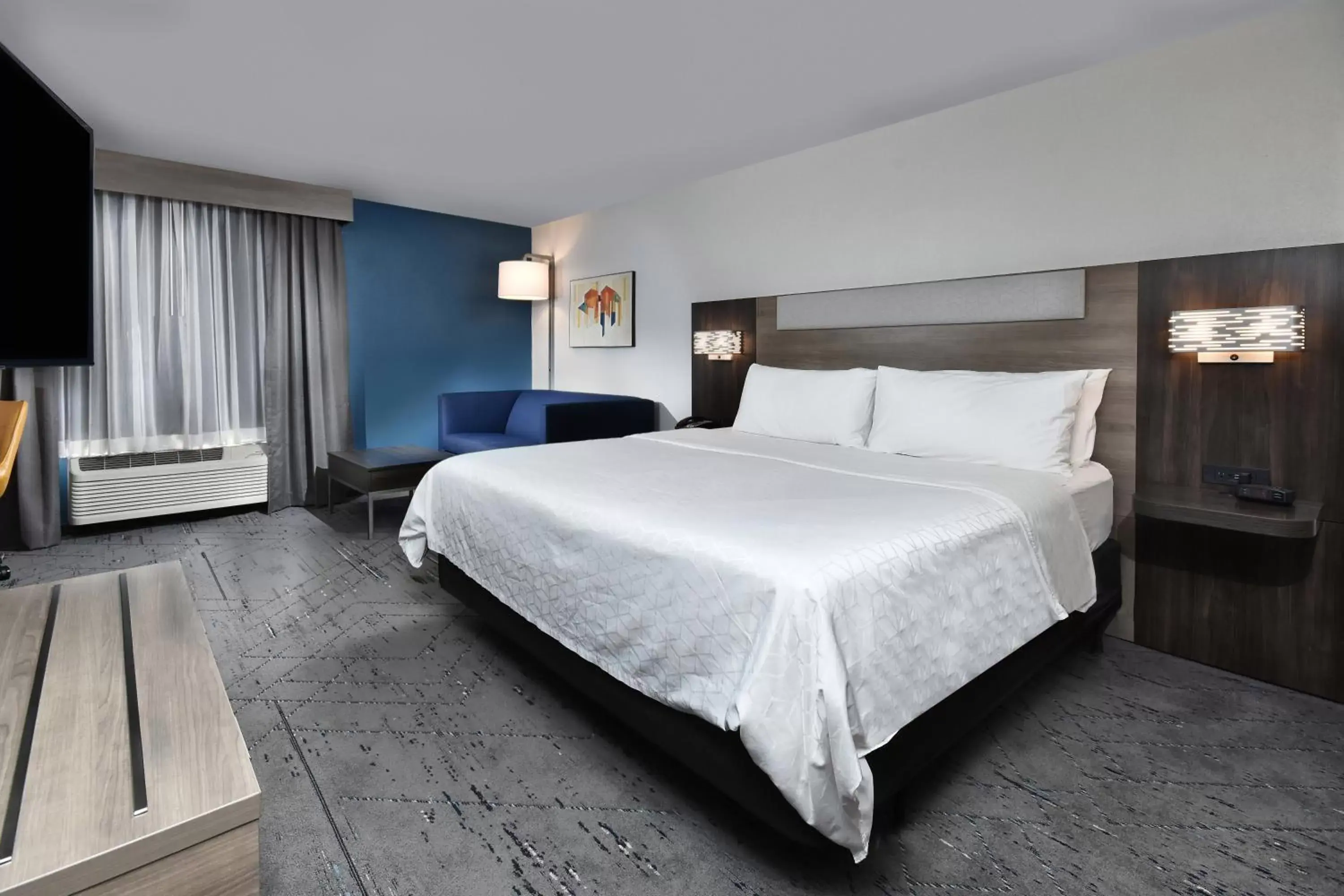 Standard King Room with Extra Floor Space in Holiday Inn Express Richmond I-64 Short Pump Area by IHG Standard King Room with Extra Floor Space in Holiday Inn Express Richmond I-64 Short Pump Area by IHG