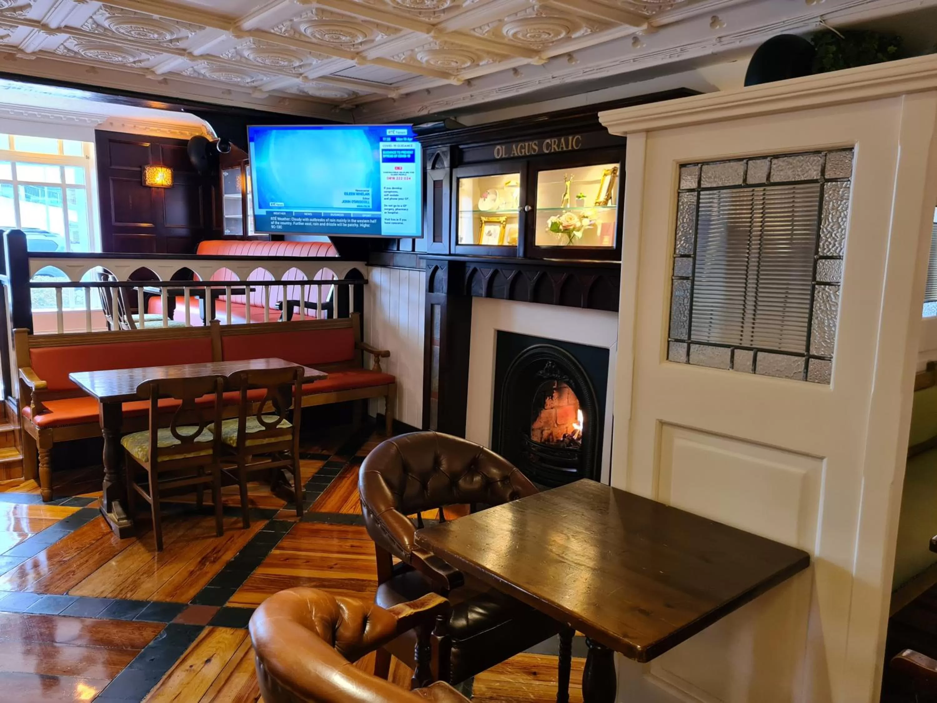 TV and multimedia in Killarney Court Hotel