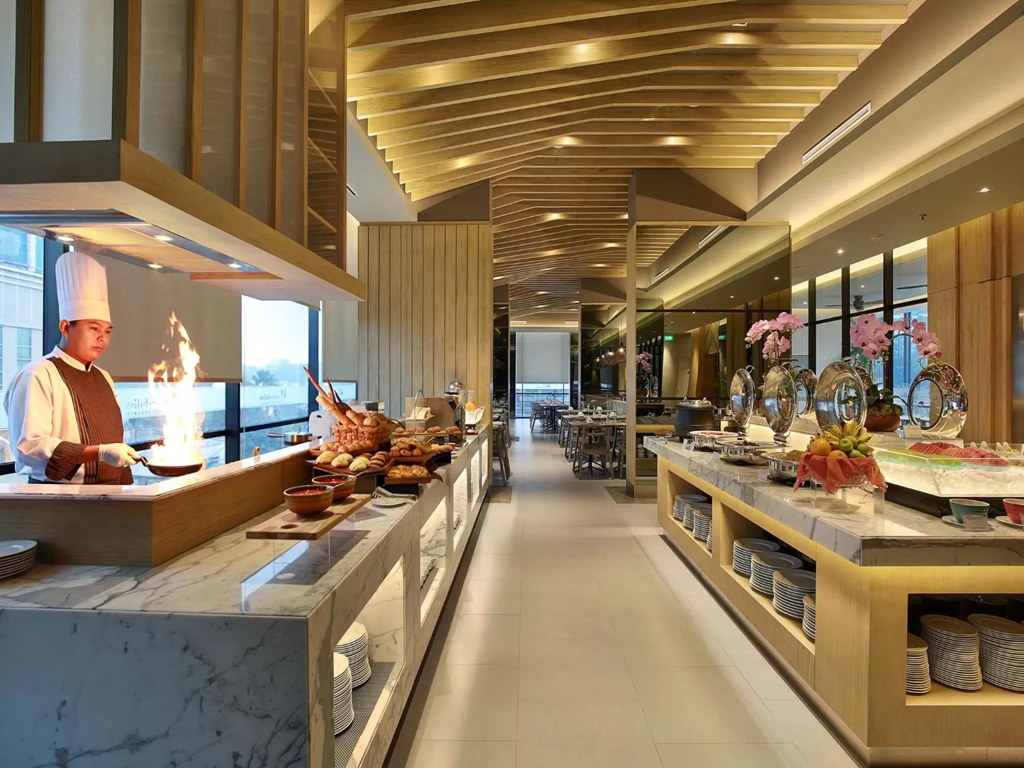 Restaurant/places to eat in Swiss-Belinn Simatupang
