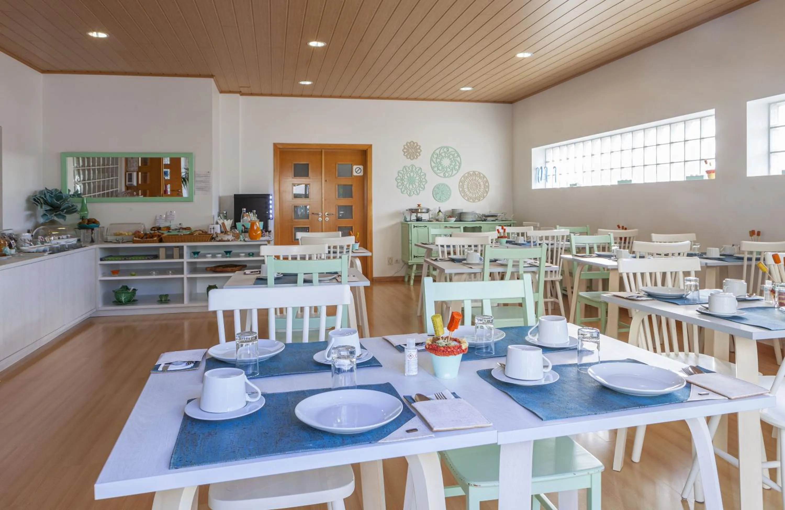 Breakfast in Boutique Hotel Casa do Outeiro - Arts & Crafts