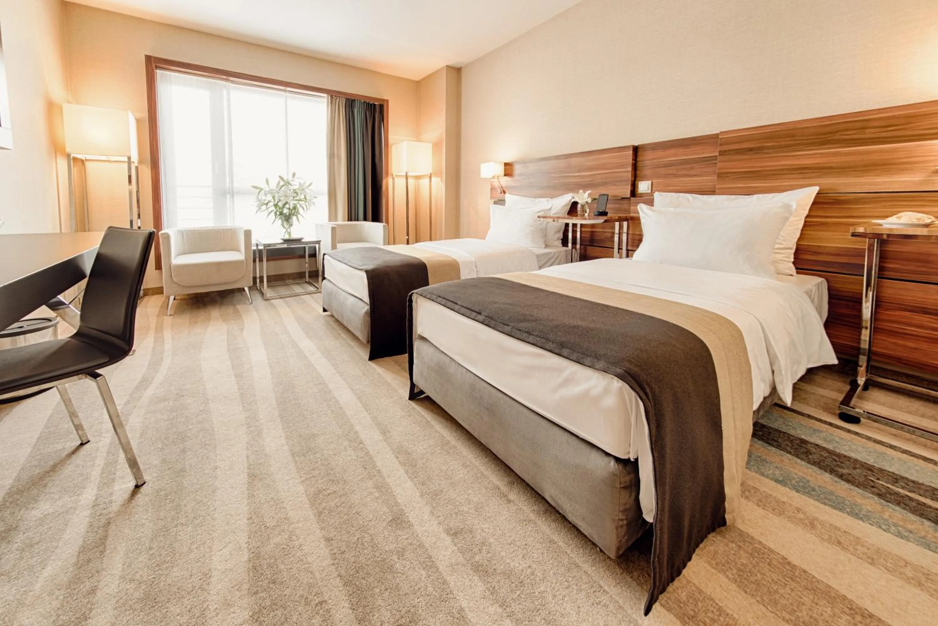 Photo of the whole room, Bed in Warsaw Plaza Hotel