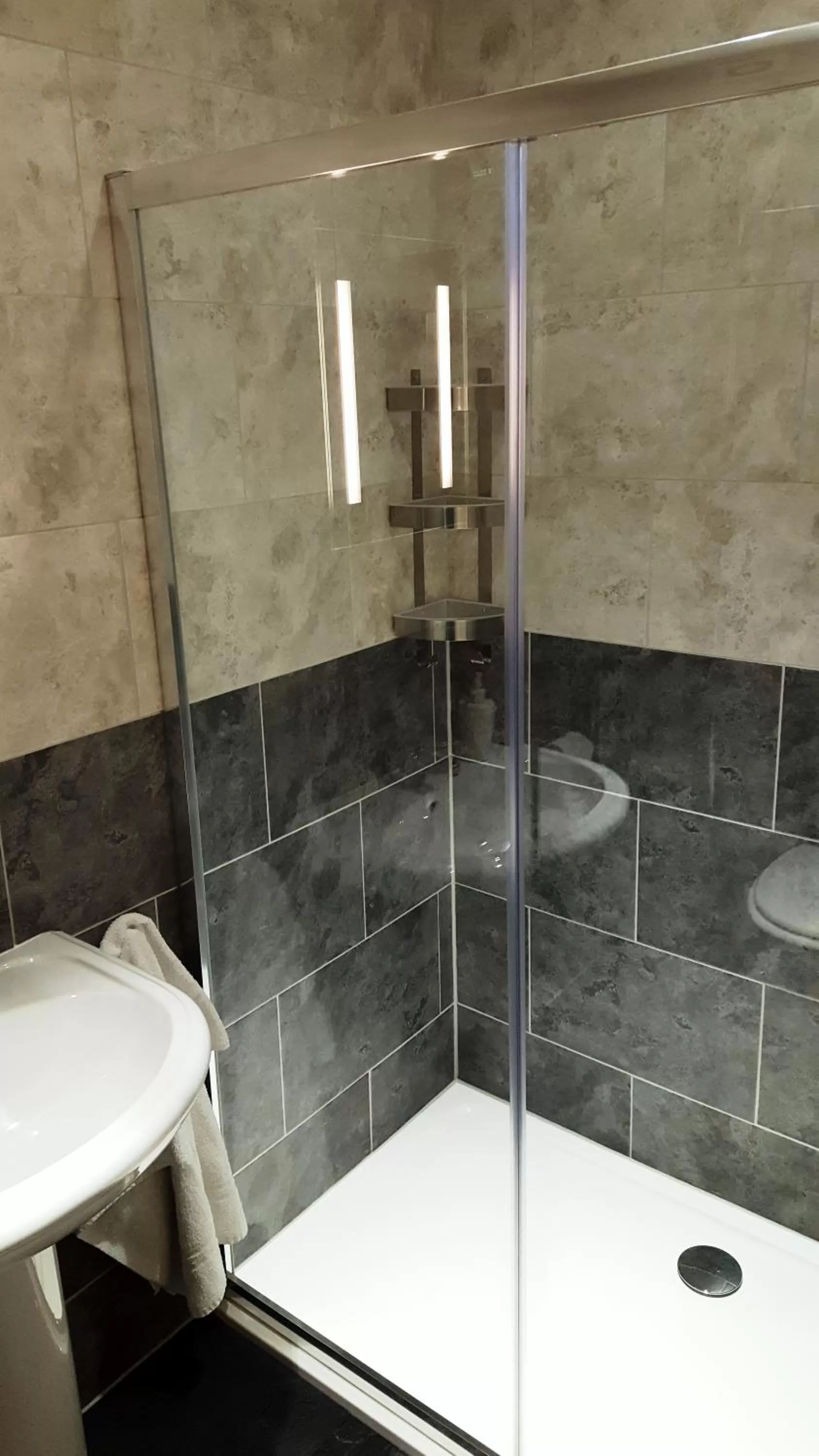 Shower in Boat House Super Suites