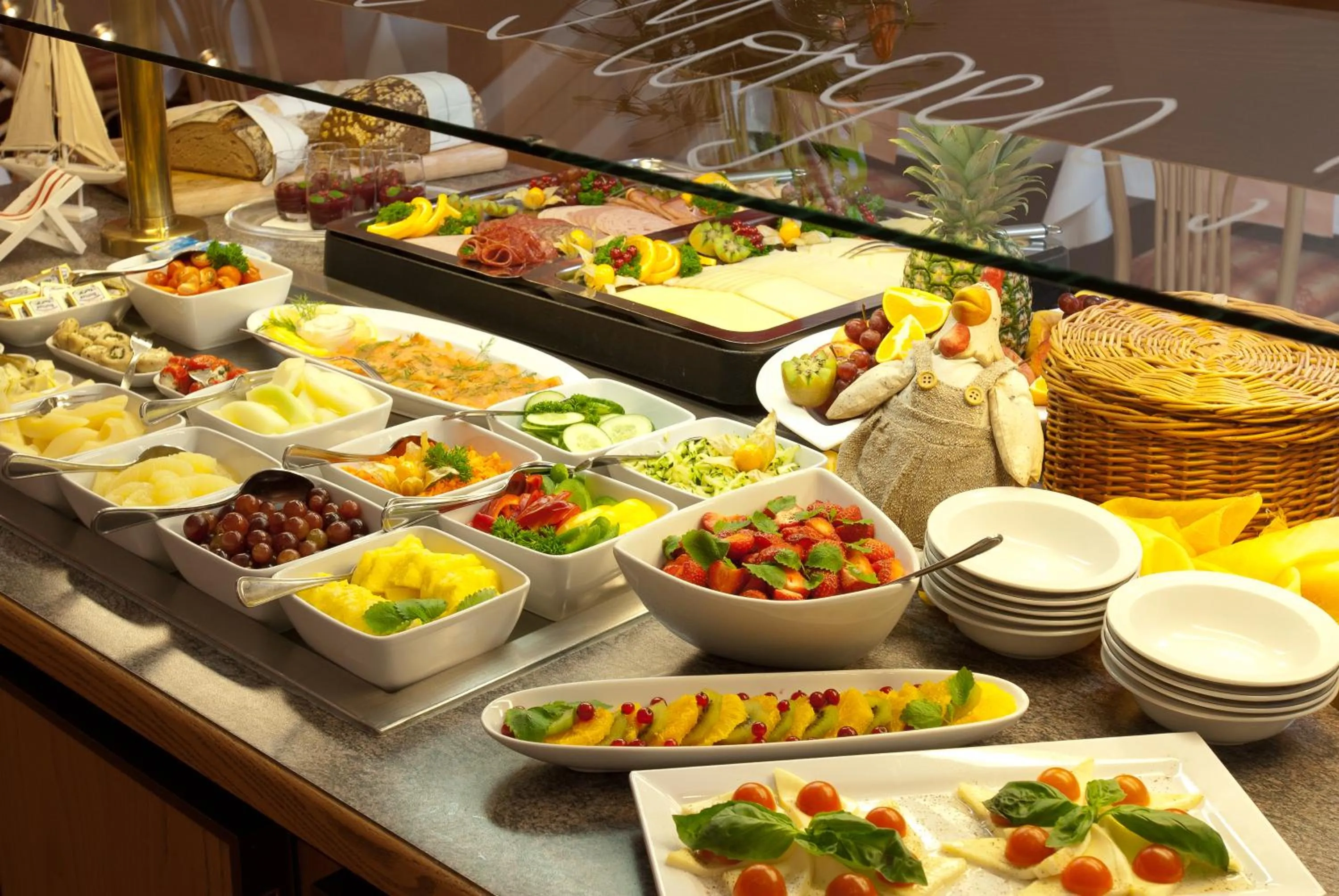 Buffet breakfast in The Domicil Hotel Frankfurt City