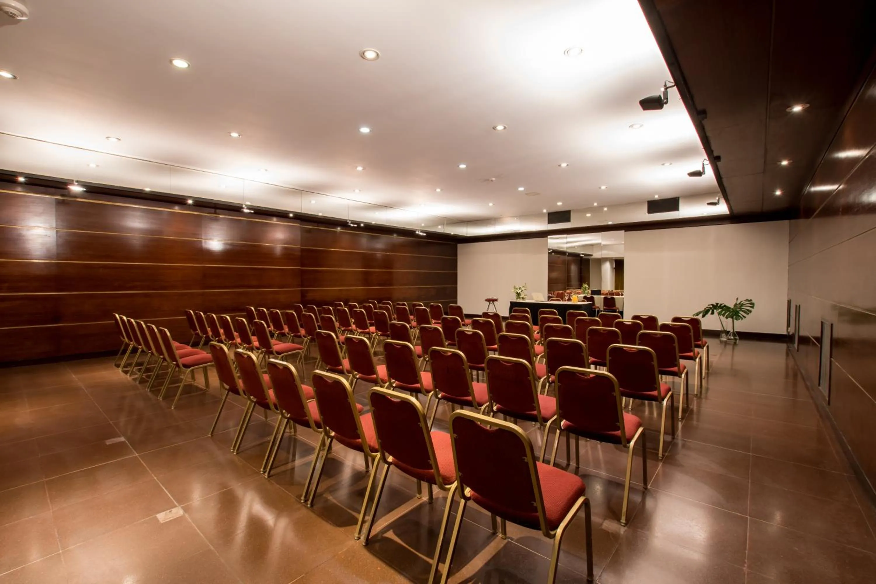 Hotel Solans Carlton