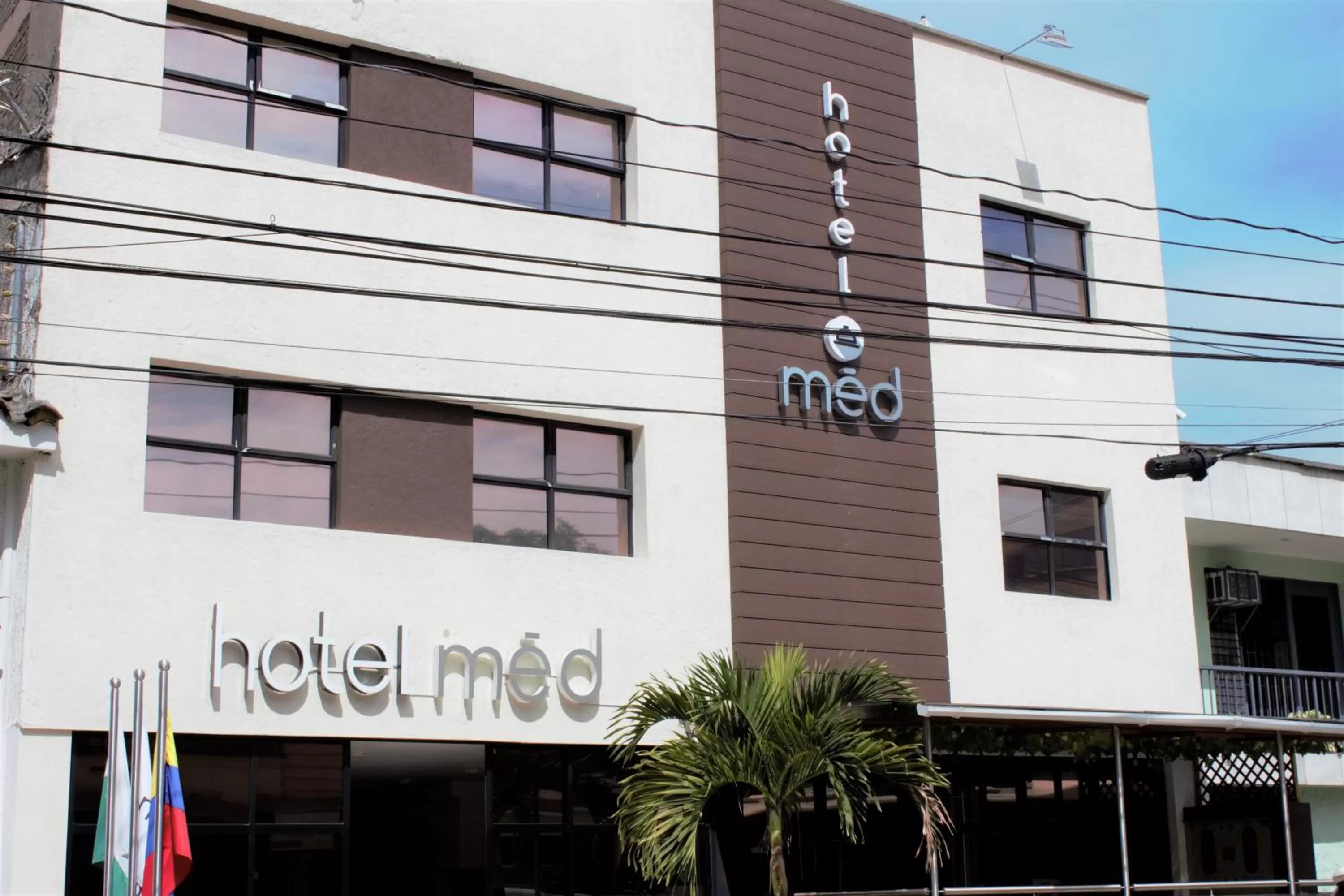 Facade/entrance, Property Building in Hotel Med 70