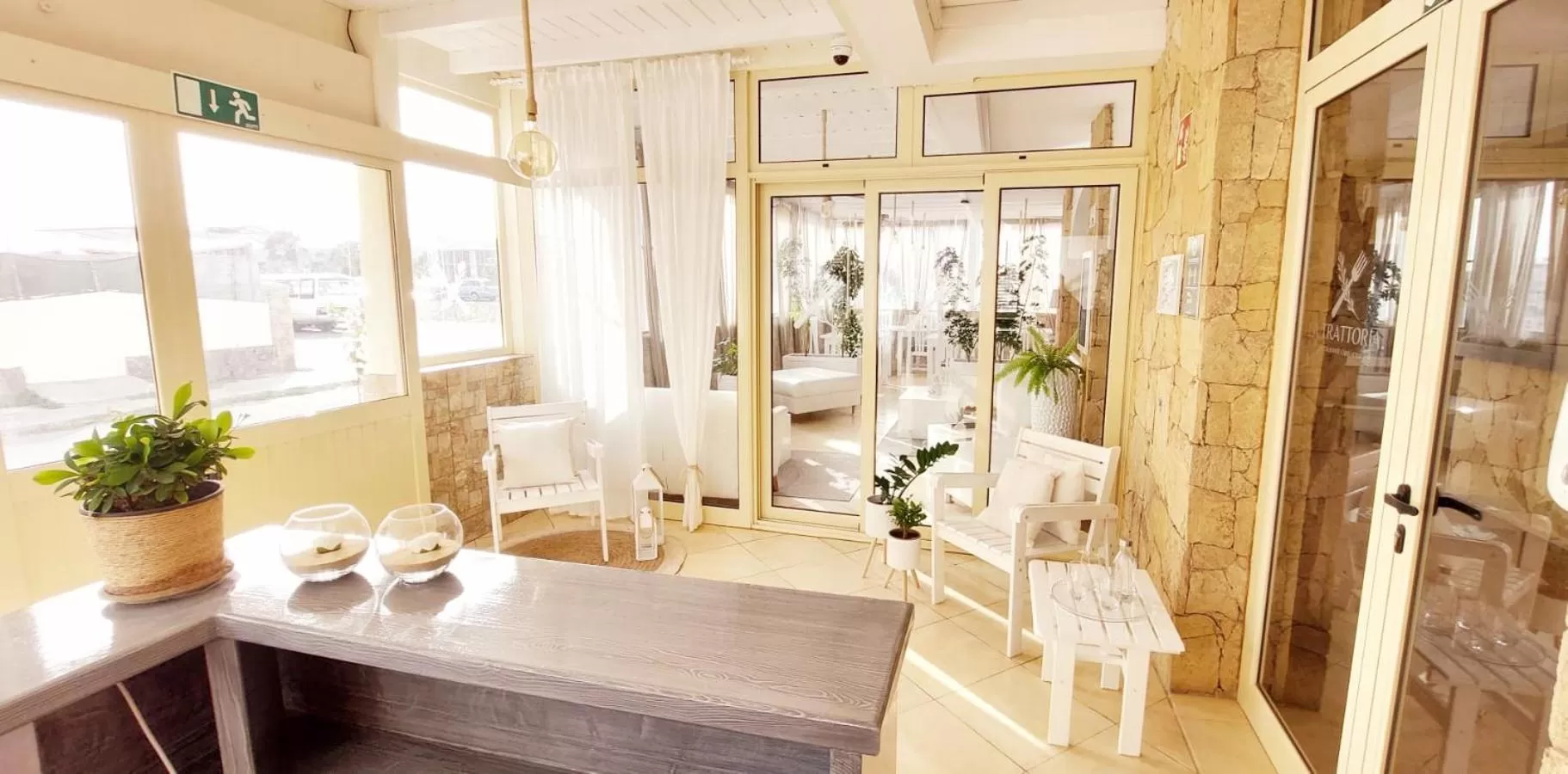 Lobby or reception in Branco Suites - Rooms & Holiday Apartments