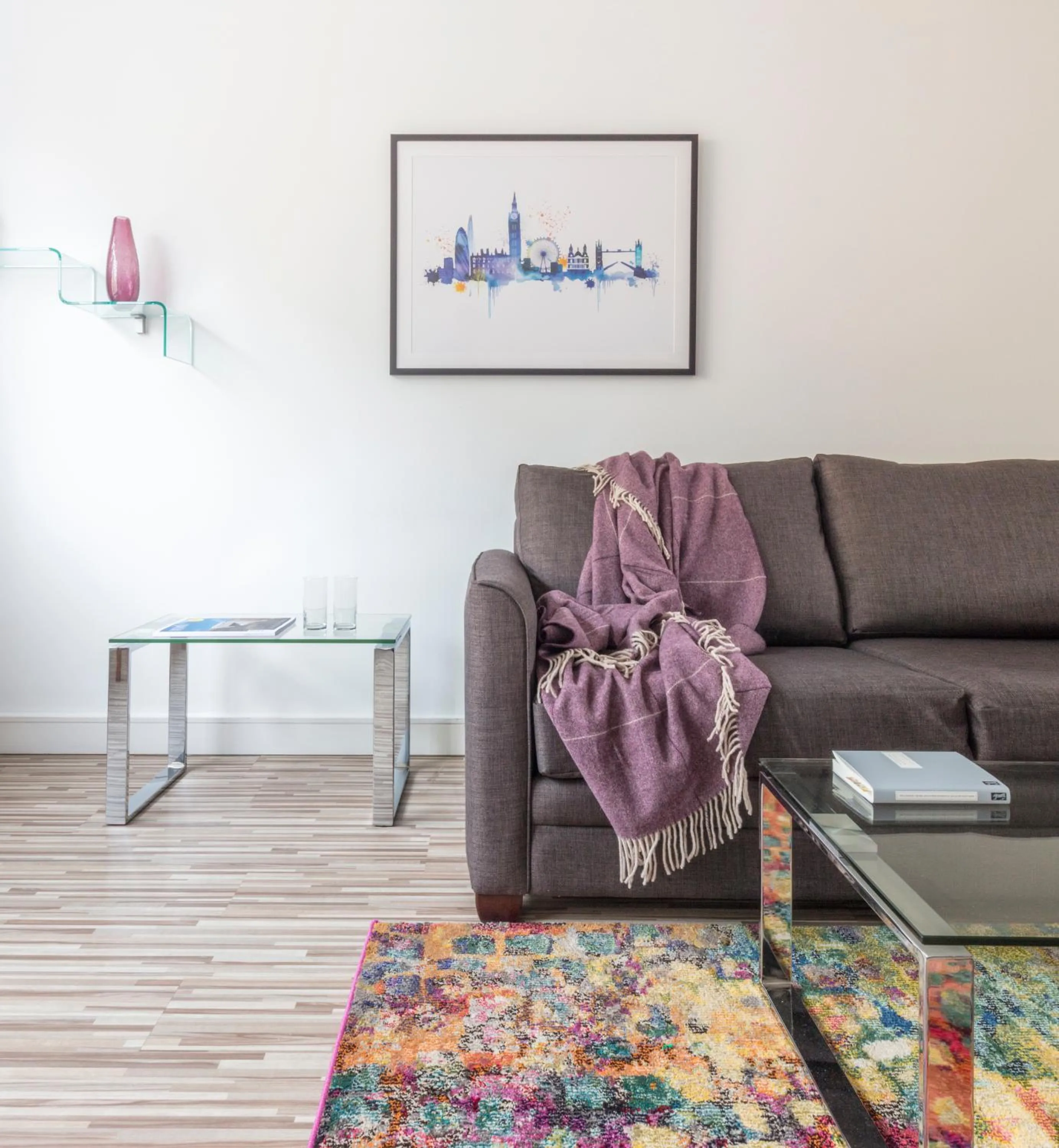 Living room in SACO Holborn – Lamb’s Conduit St