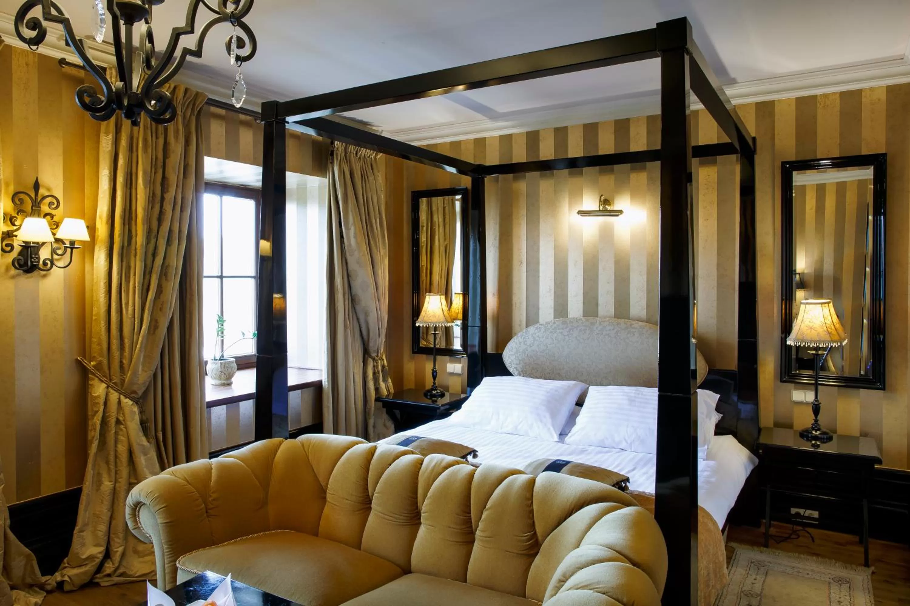 Photo of the whole room, Bed in Hotel Król Kazimierz