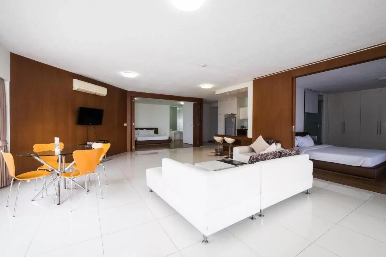 Bed in Markland Seaside Pattaya