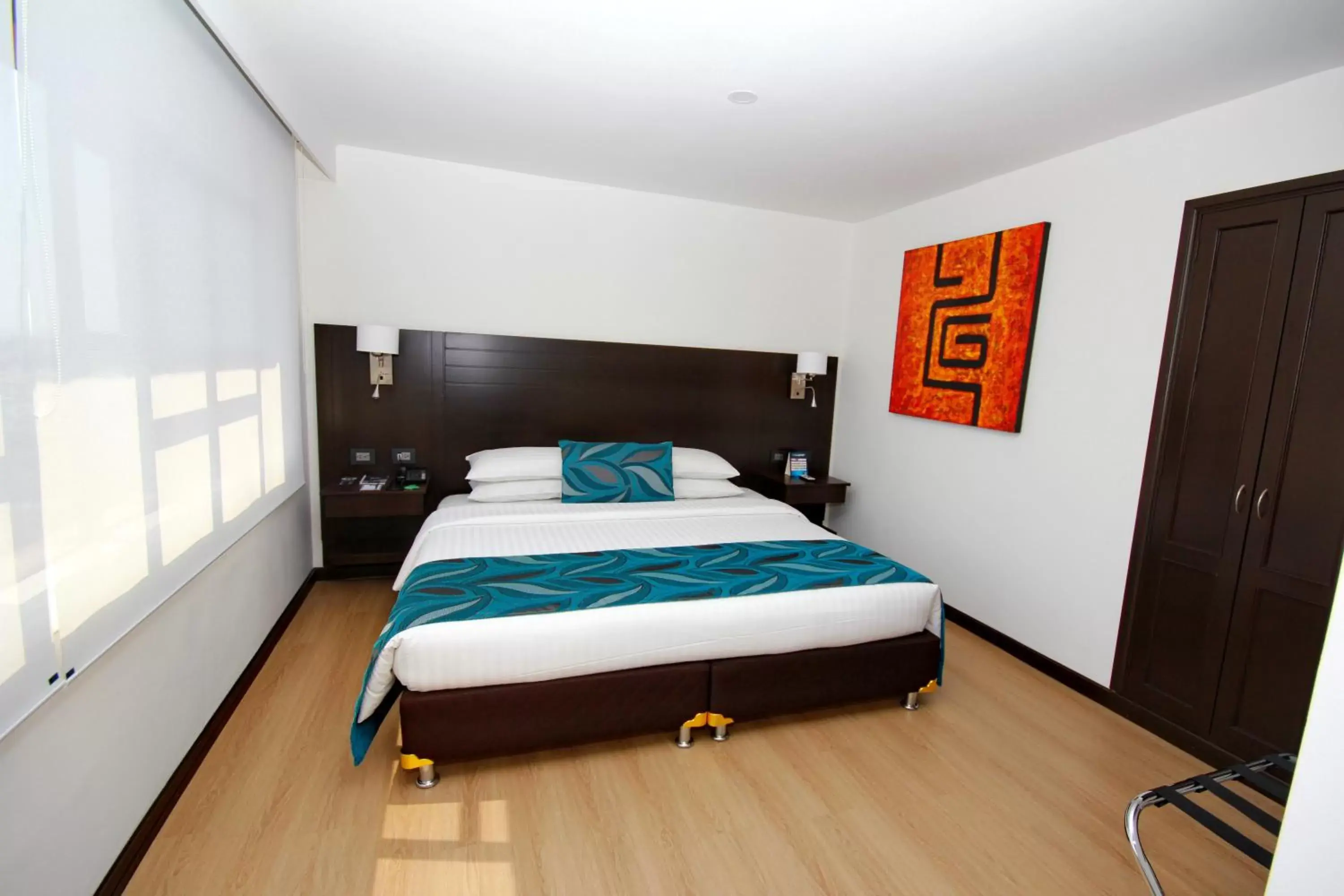 Superior King Suite in Hotel Dann Cali Superior King Suite in Hotel Dann Cali