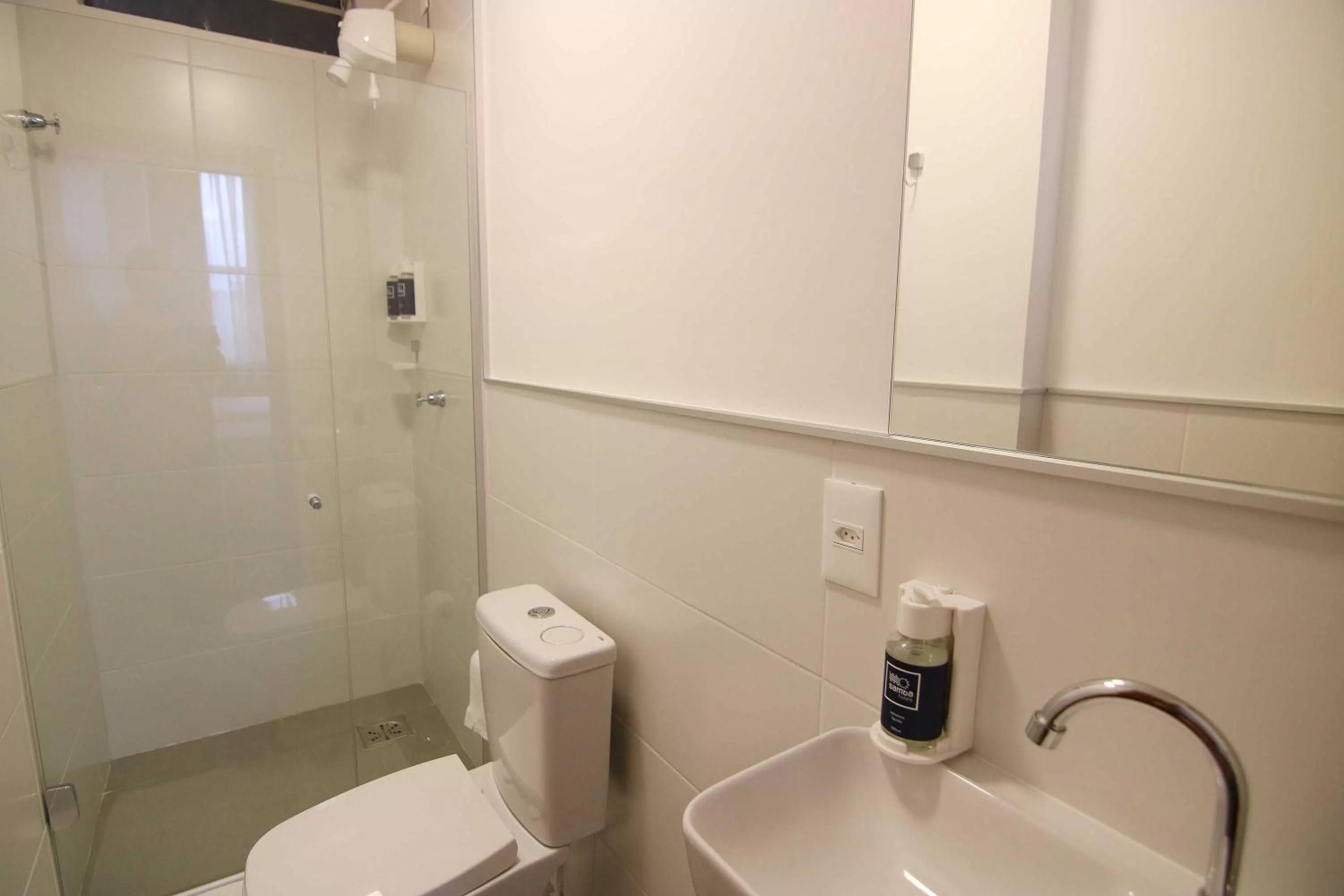 Bathroom in Samba Belo Horizonte Vintage