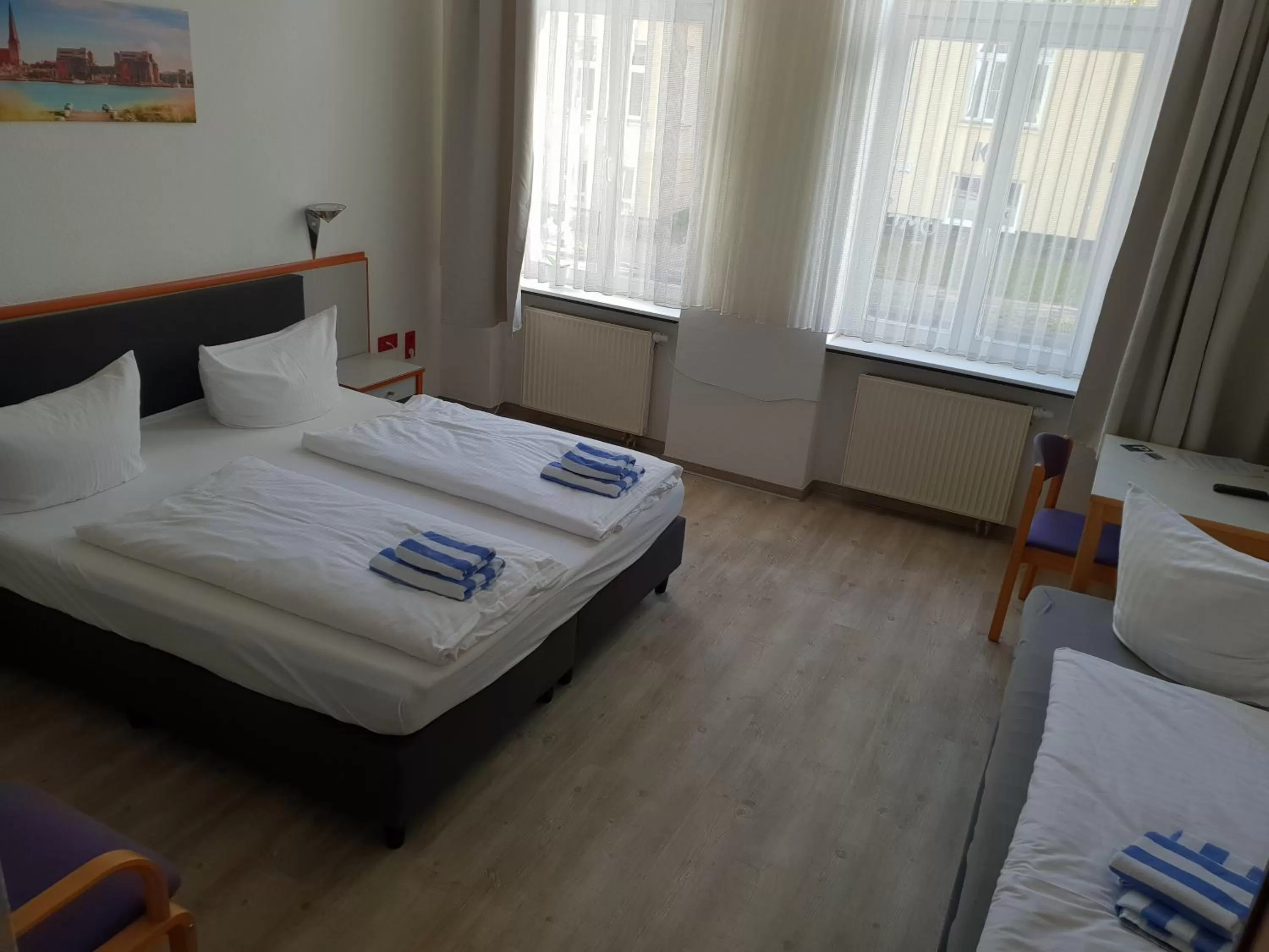 Bed in Appartement-Hotel Rostock