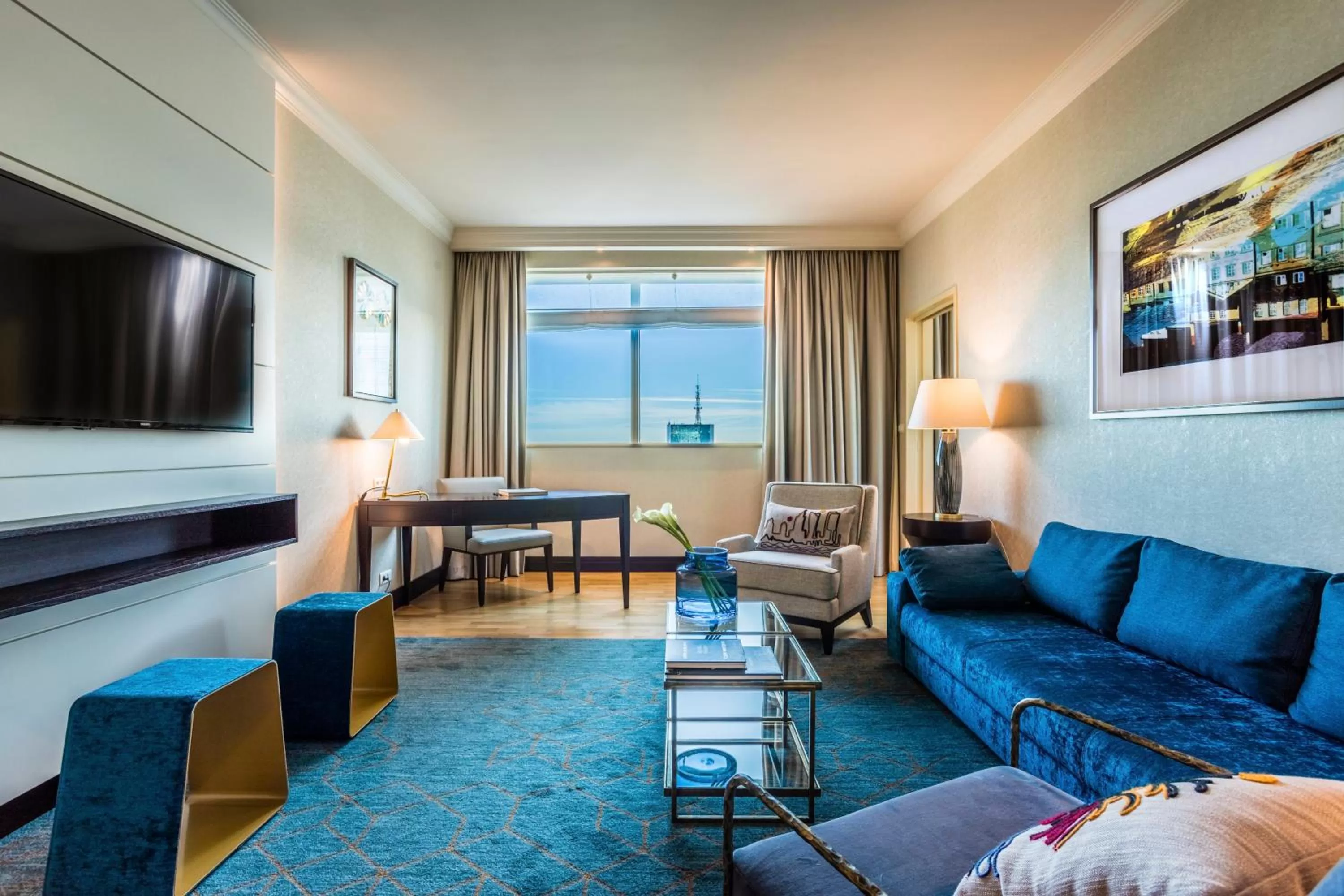 Photo of the whole room in InterContinental Warszawa by IHG