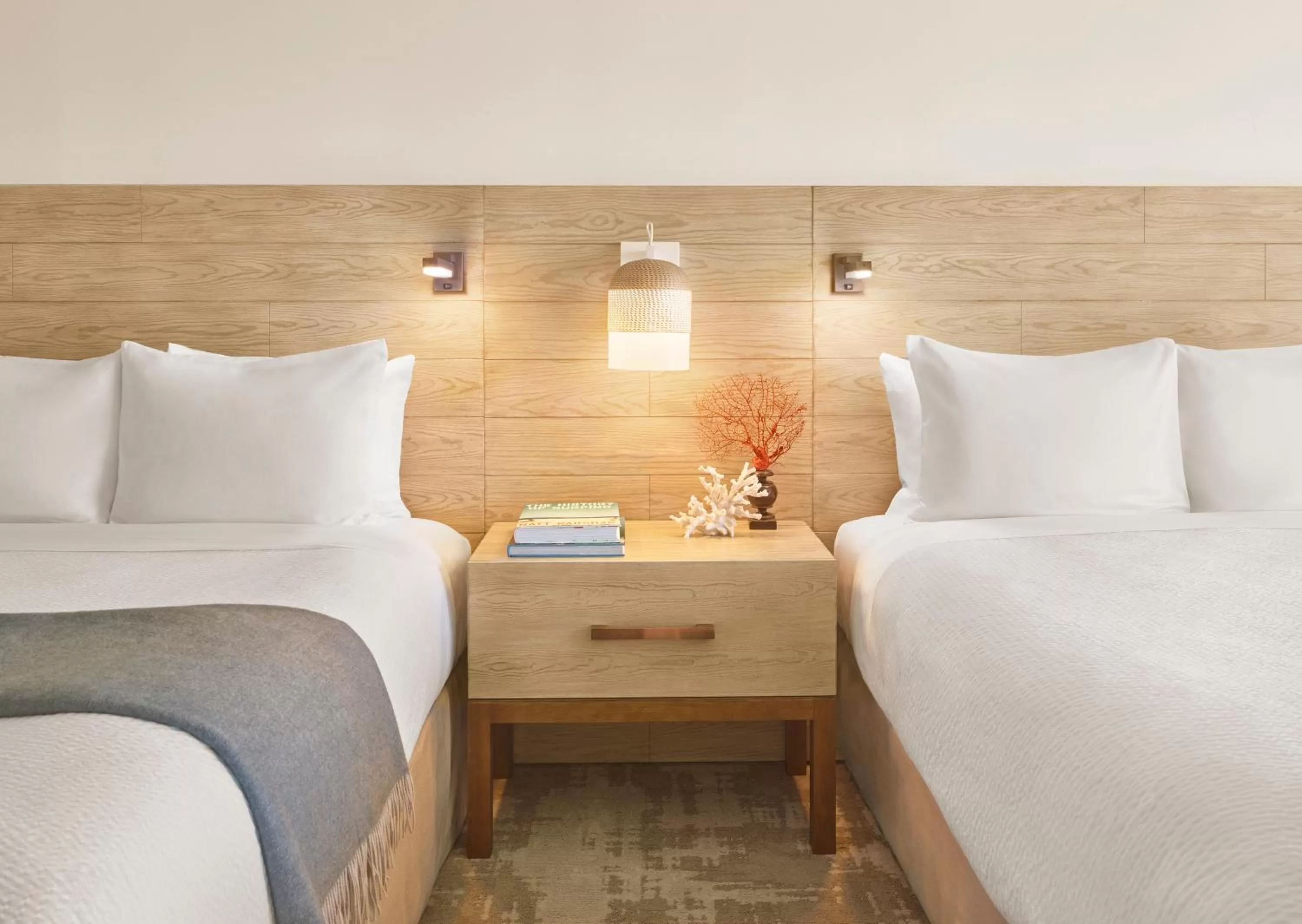 Bed in 'Alohilani Resort Waikiki Beach