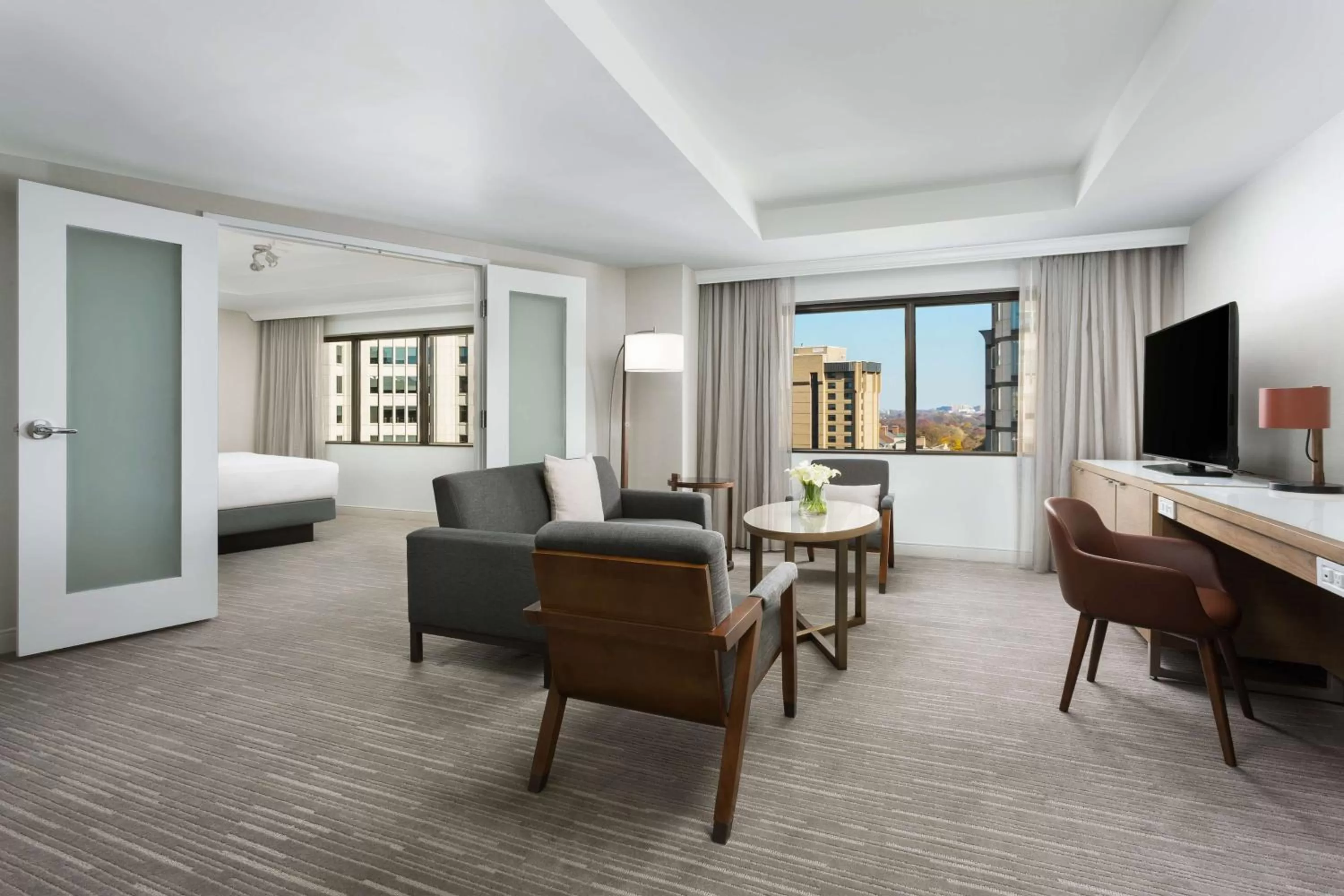 Living room, Bed in Hyatt Regency Bethesda near Washington D.C.