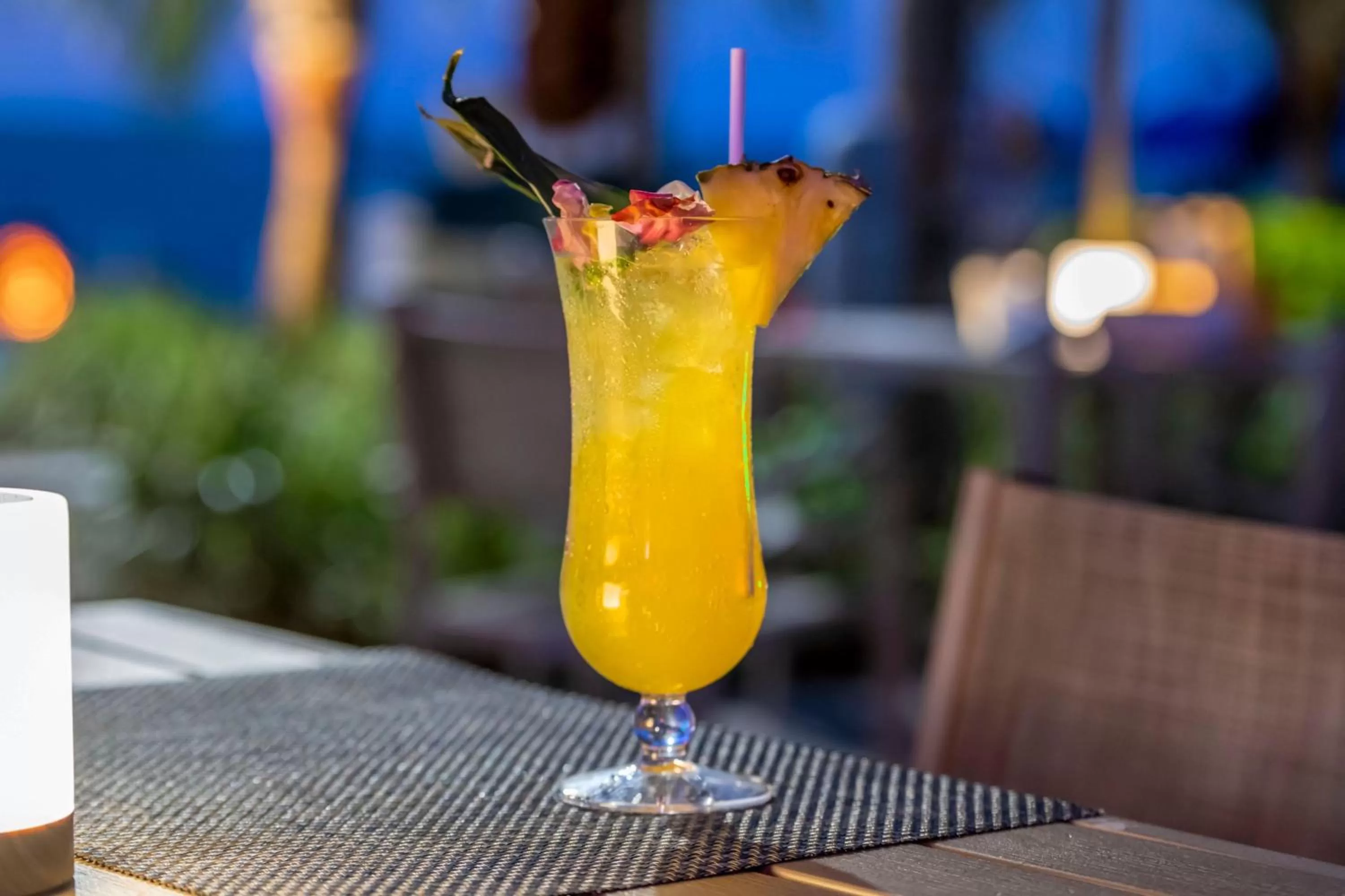 Restaurant/places to eat in Courtyard by Marriott Faro Blanco Resort