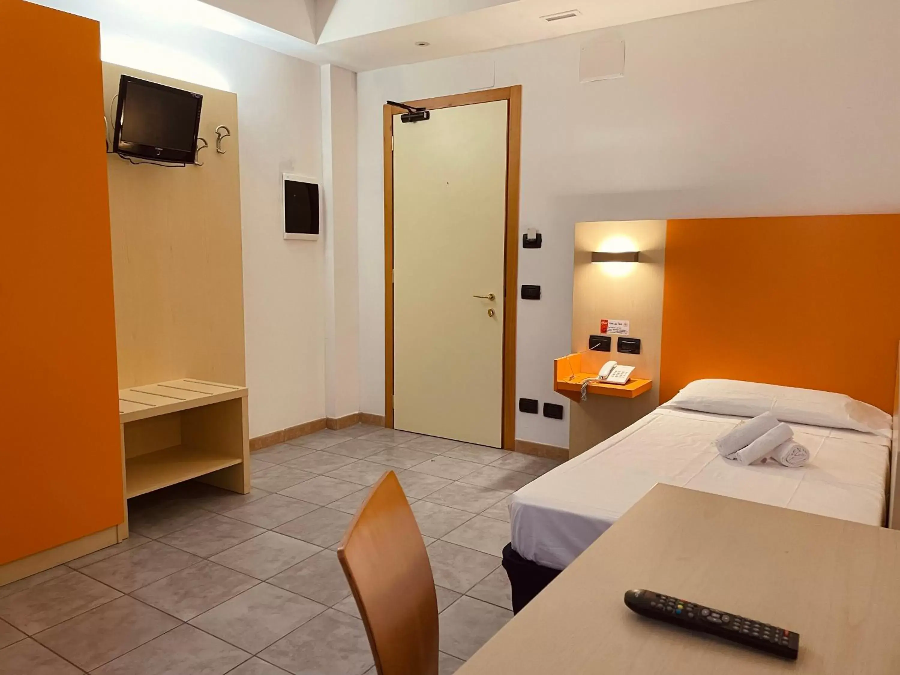 Single Room in Hotel Grecale - Venturina Terme Single Room in Hotel Grecale - Venturina Terme