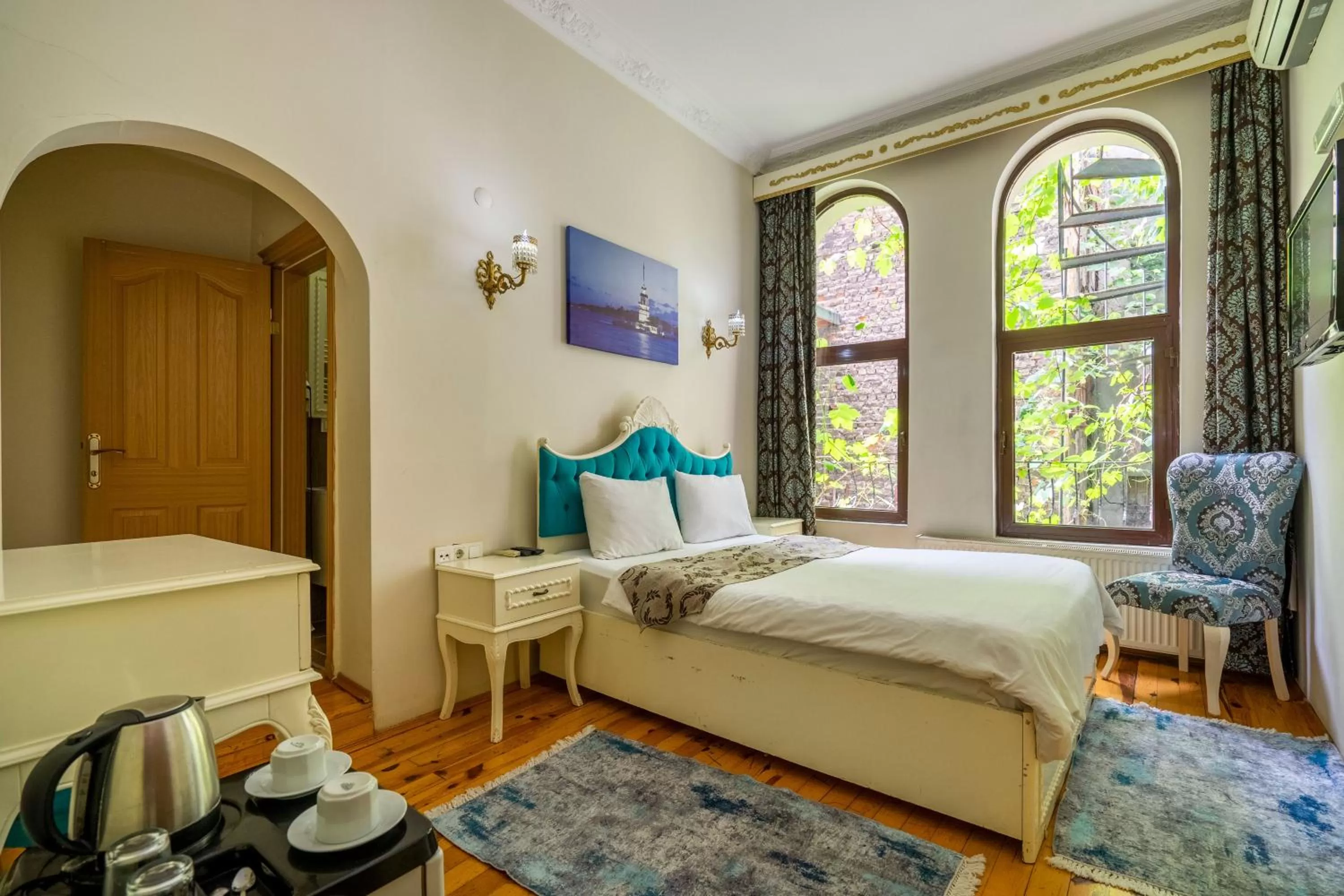 Bed in Gedikpasa Family