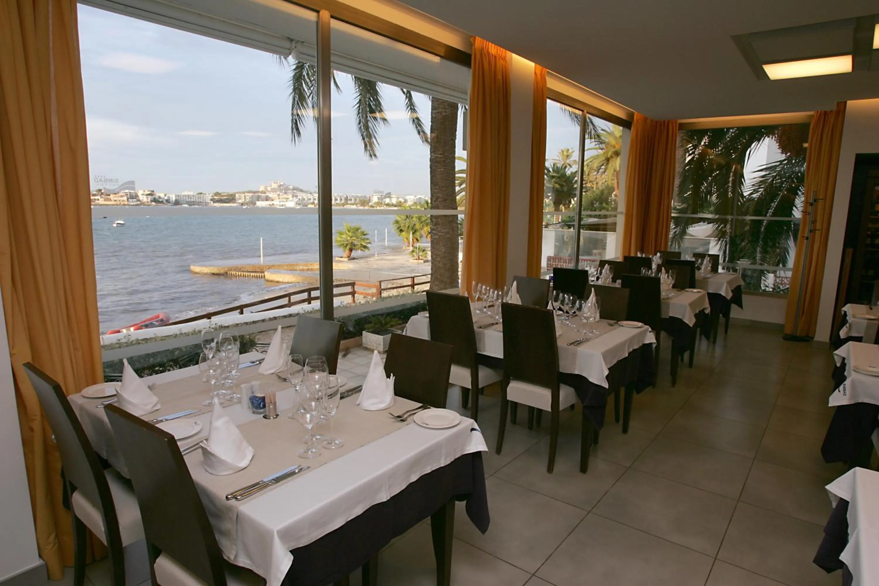 Restaurant/places to eat in Hotel Simbad Ibiza