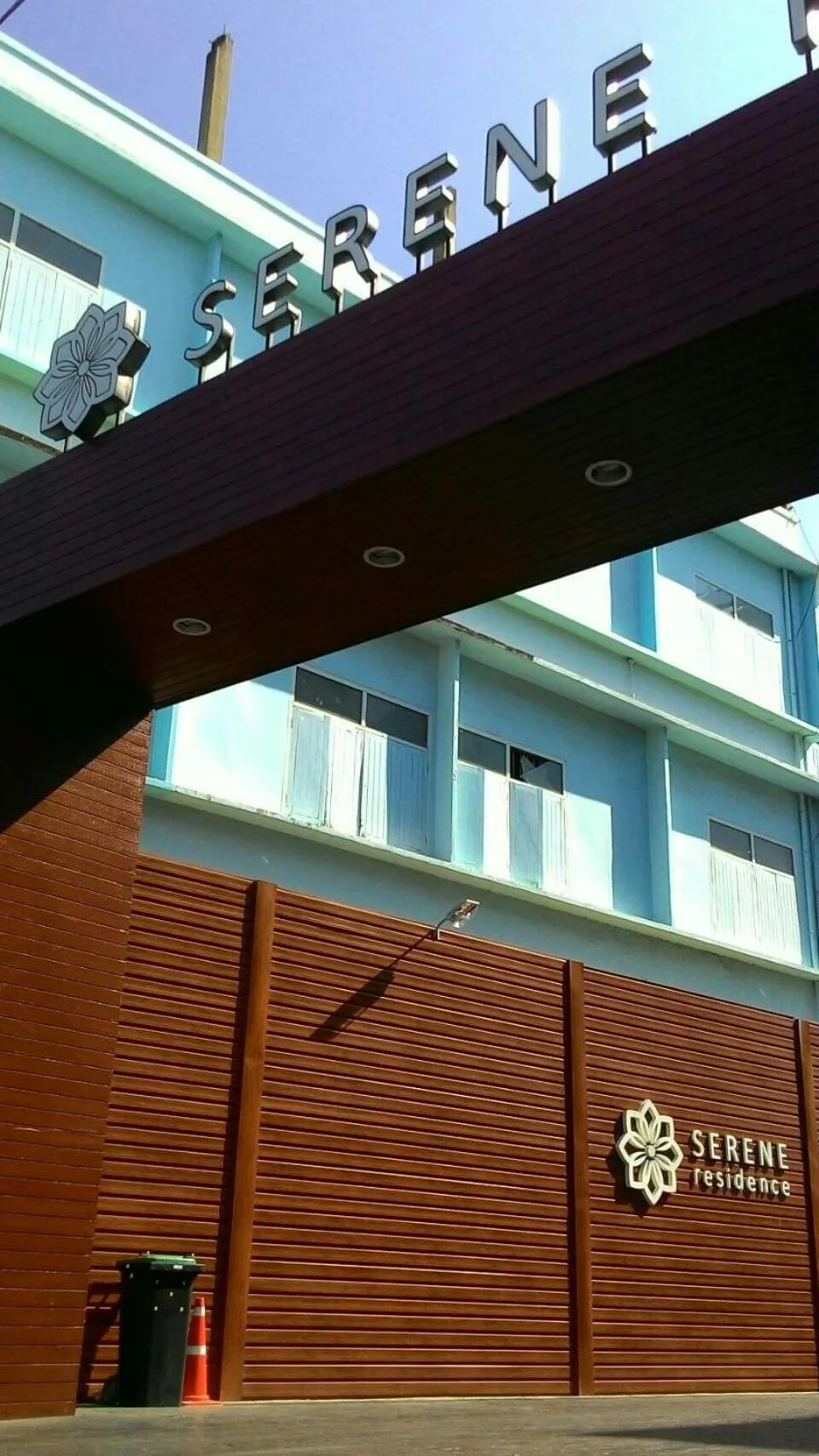 Facade/entrance in Serene Residence