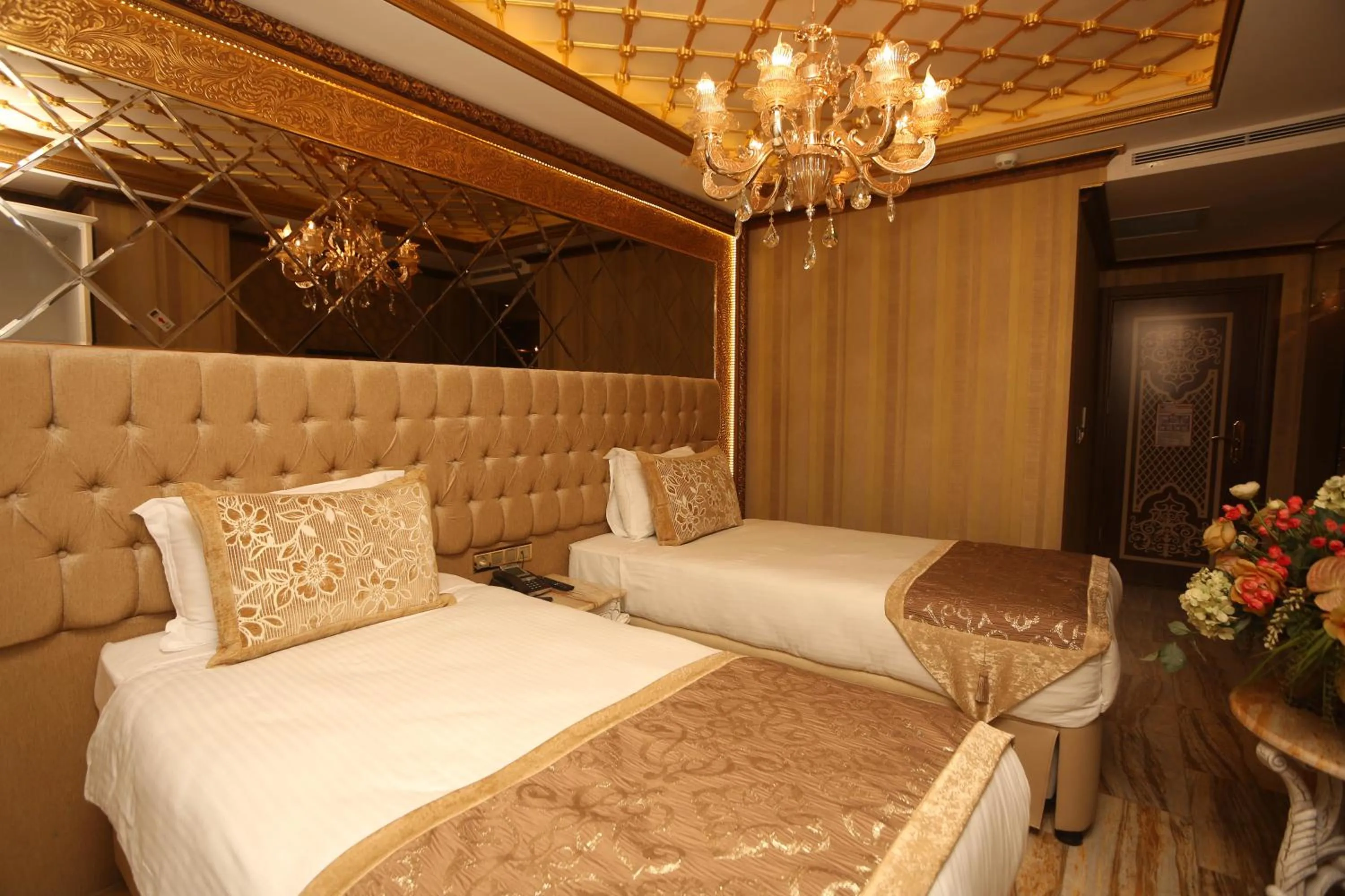 Spring, Bed in Laleli Blue Marmaray Hotel