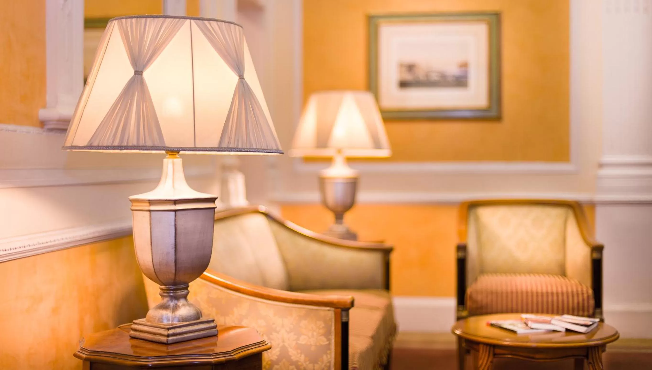 Communal lounge/ TV room in Hotel La Fortezza