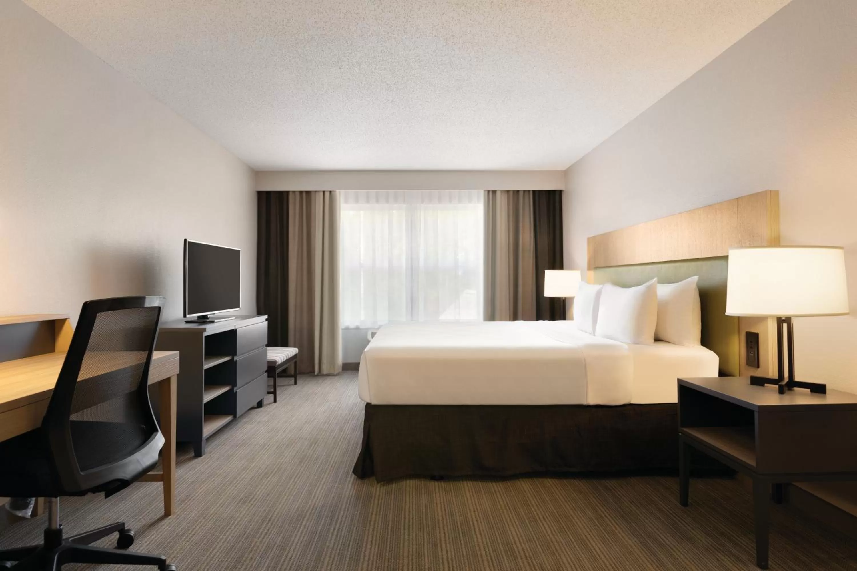 Area and facilities, Bed in Country Inn & Suites by Radisson, Brooklyn Park - Brooklyn Center, MN