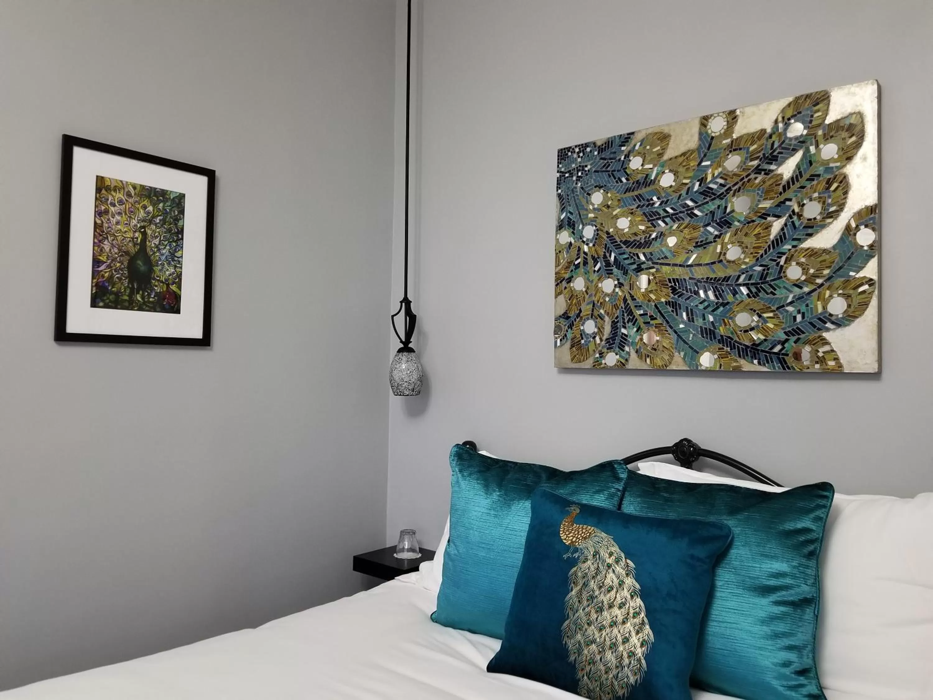 Bed in Blackberry Inn