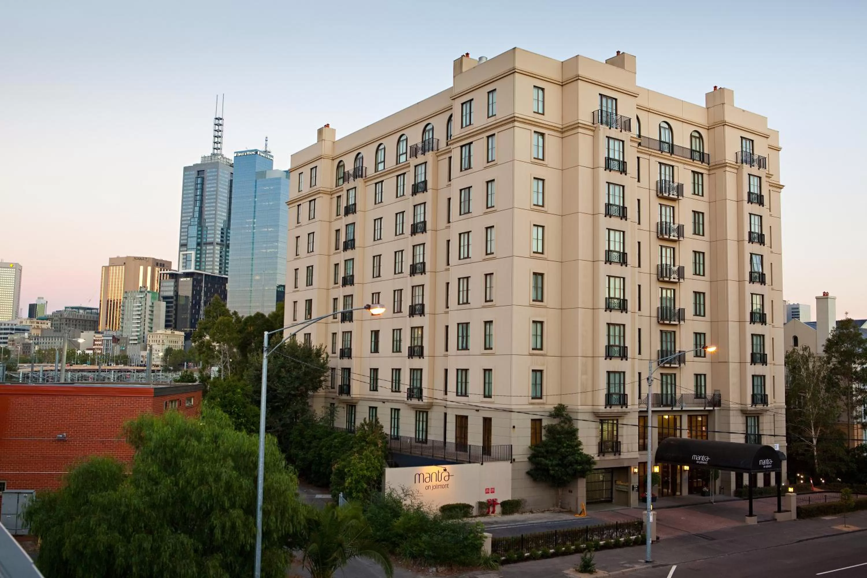 Property building in Mantra on Jolimont Melbourne